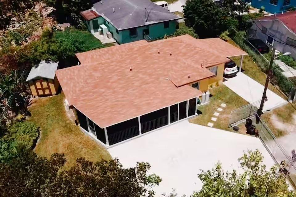/listing-single-family-home-in-sea-breeze-77333.html from Coldwell Banker Bahamas Real Estate