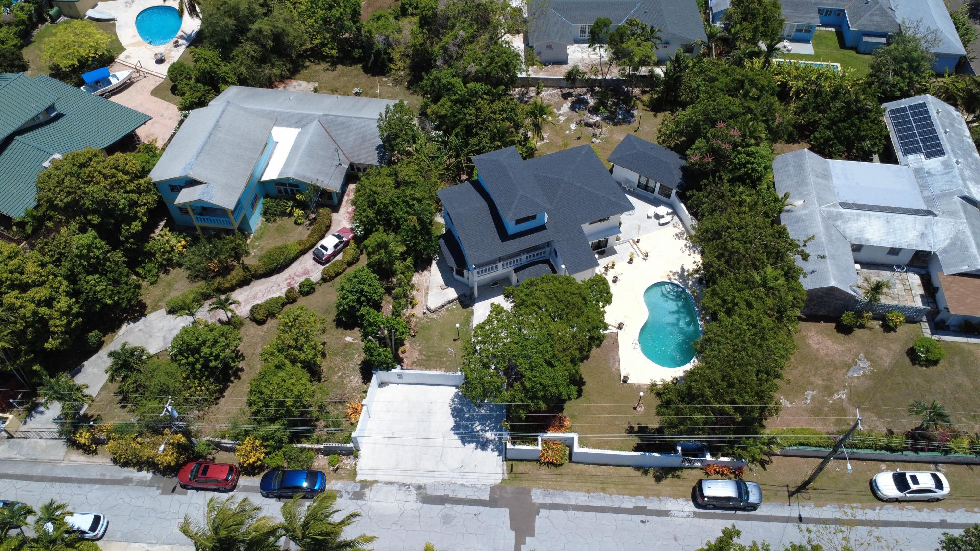 /listing-single-family-home-in-winton-77374.html from Coldwell Banker Bahamas Real Estate