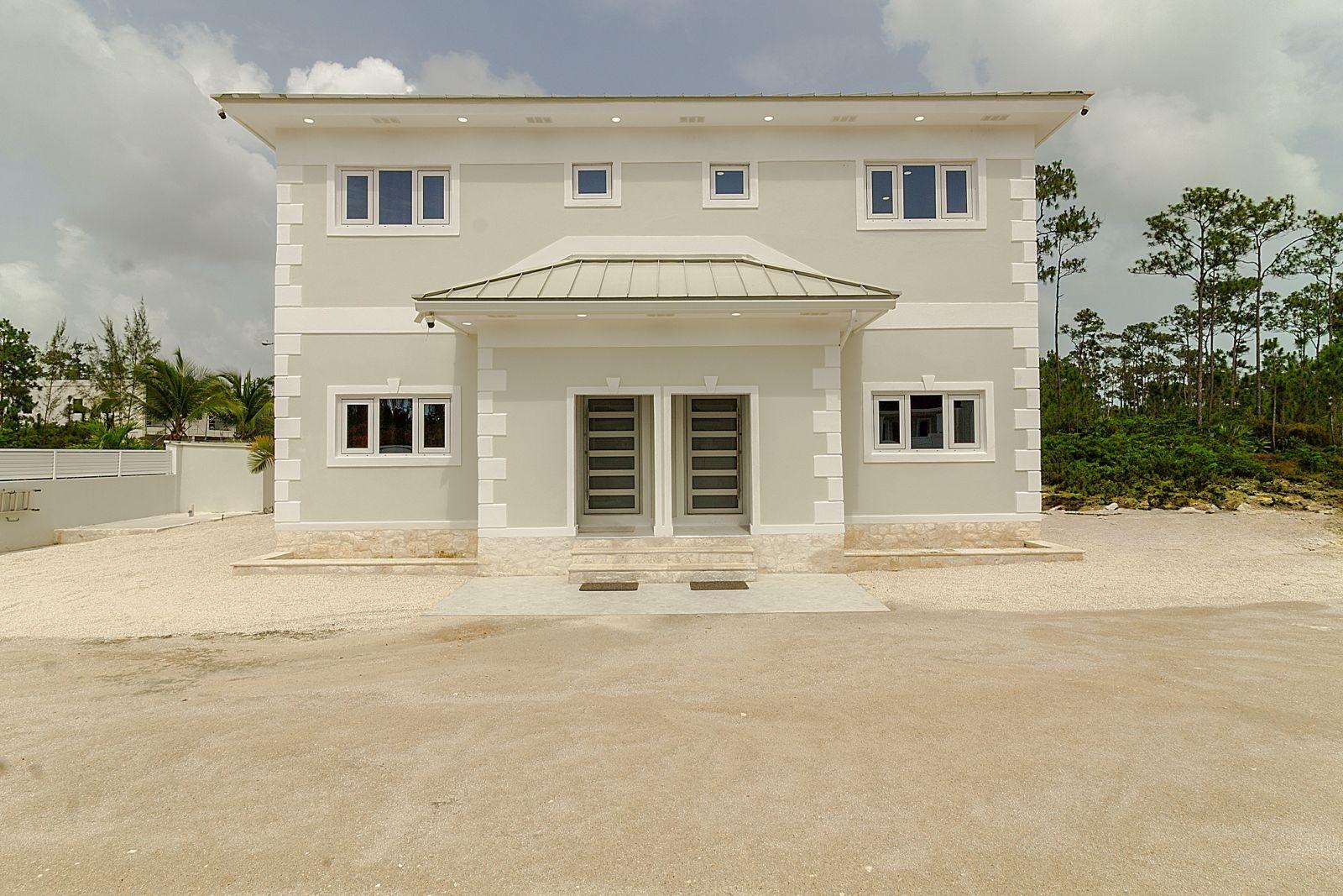 /listing-half-duplex-in-south-ocean-77518.html from Coldwell Banker Bahamas Real Estate