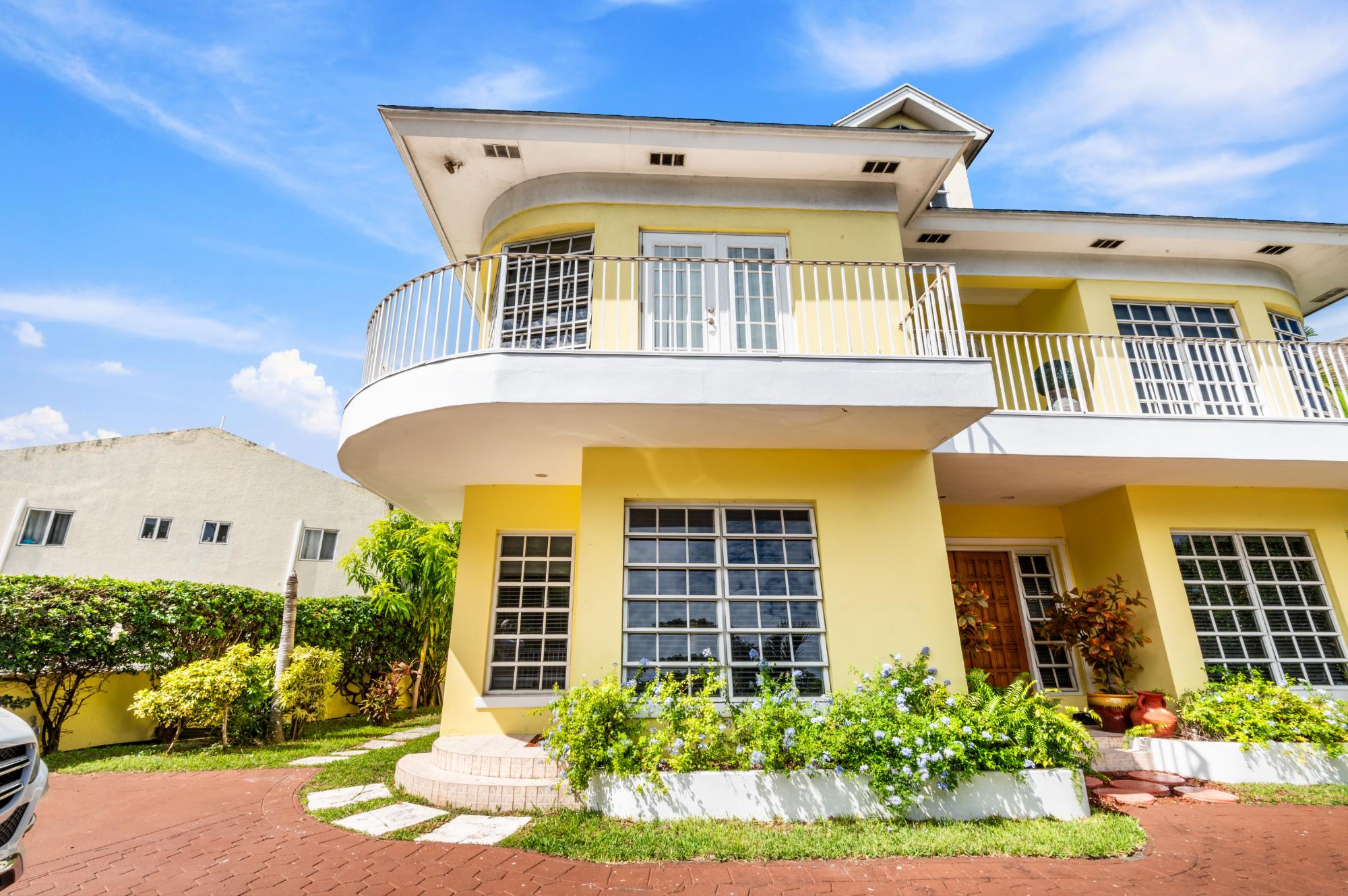 /listing-condo-in-cable-beach-77638.html from Coldwell Banker Bahamas Real Estate