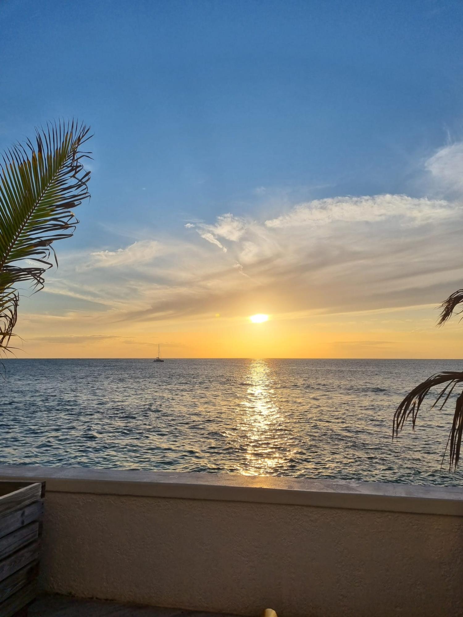 /listing-condo-in-cable-beach-78507.html from Coldwell Banker Bahamas Real Estate