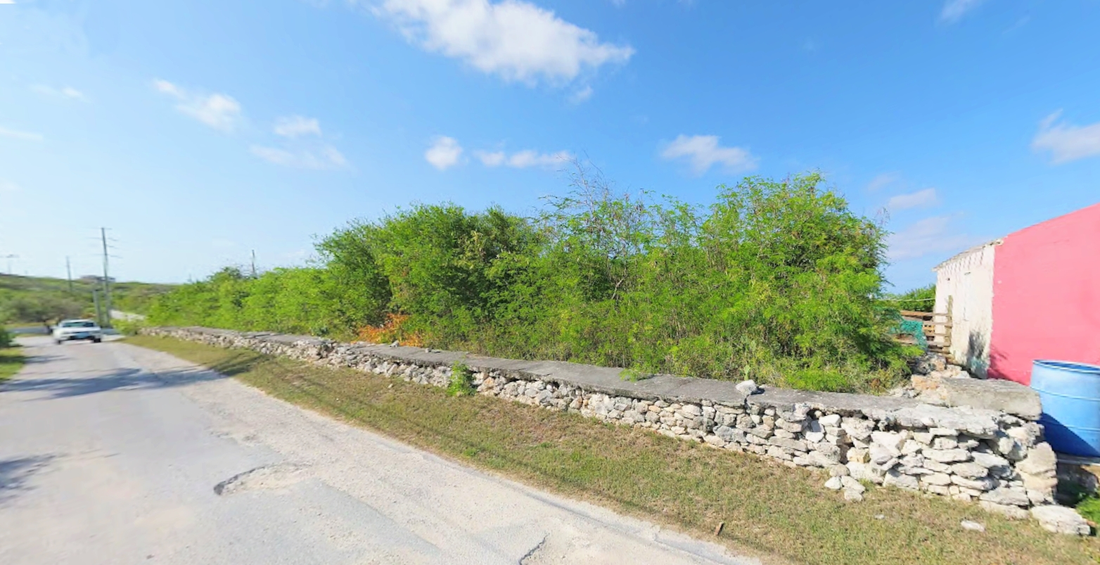 /listing-lots-acreage-in-clarence-town-77910.html from Coldwell Banker Bahamas Real Estate