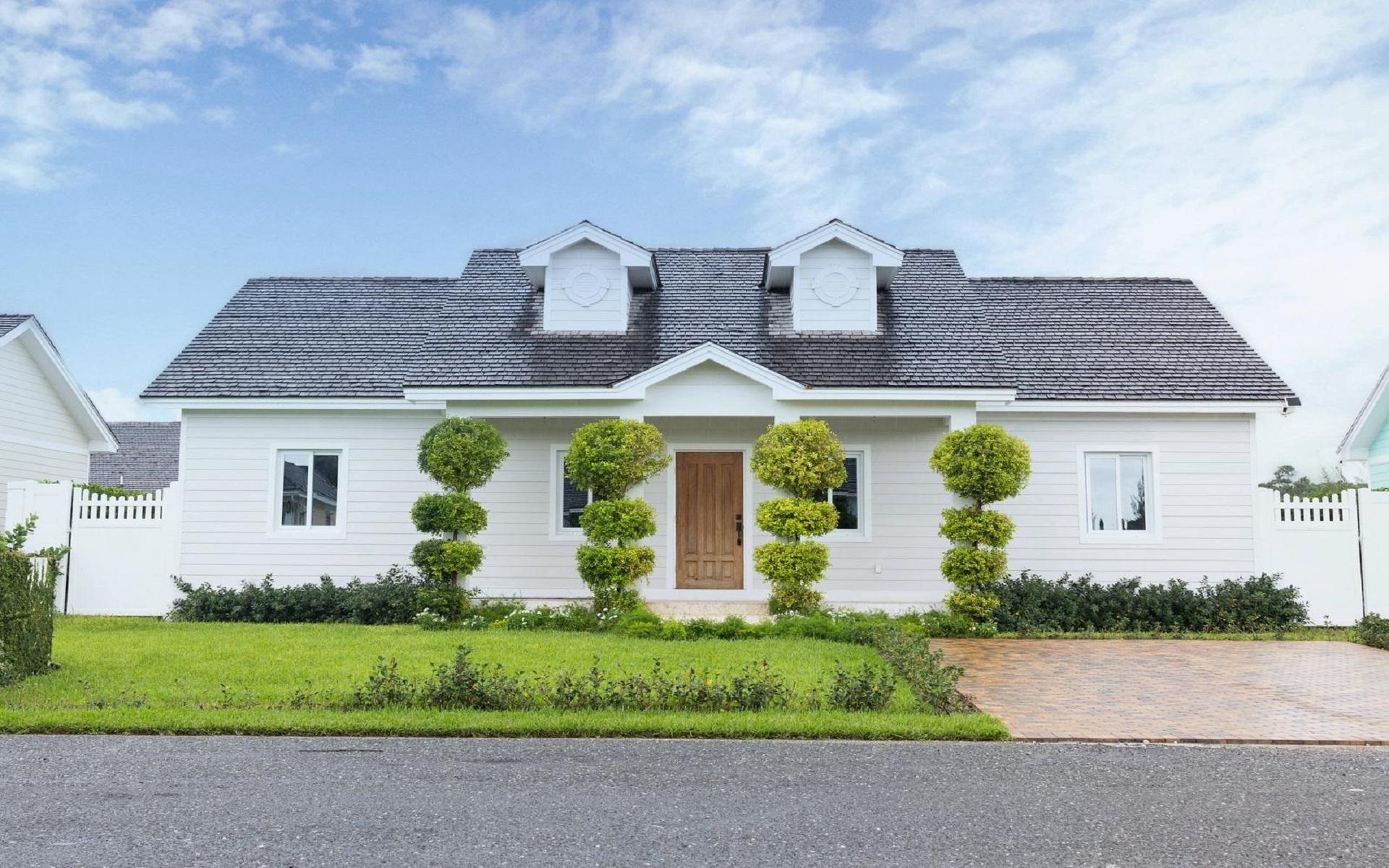 /listing-single-family-home-in-western-road-77892.html from Coldwell Banker Bahamas Real Estate