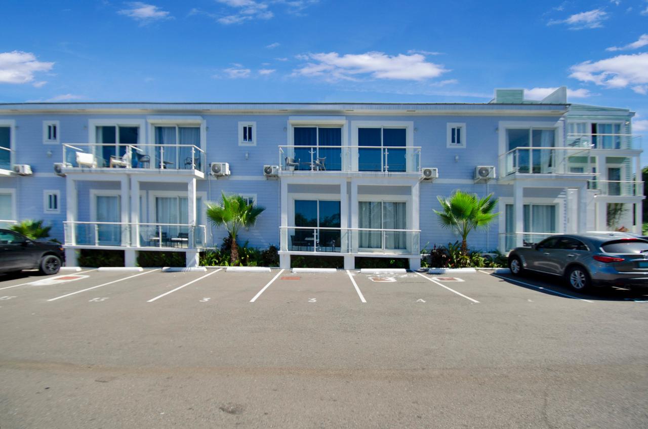 /listing-condo-in-west-bay-street-77987.html from Coldwell Banker Bahamas Real Estate