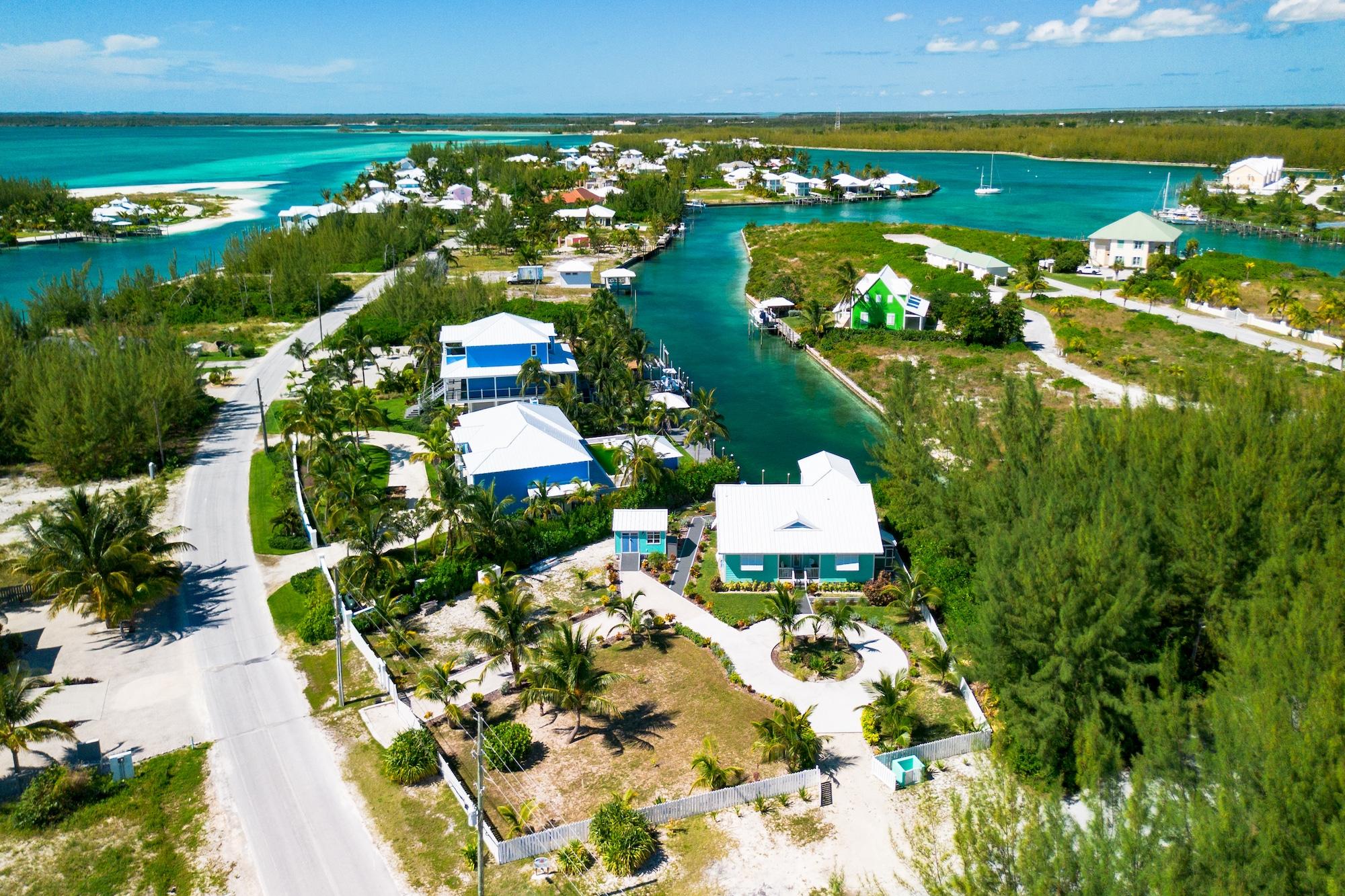 /listing-single-family-home-in-treasure-cay-78035.html from Coldwell Banker Bahamas Real Estate