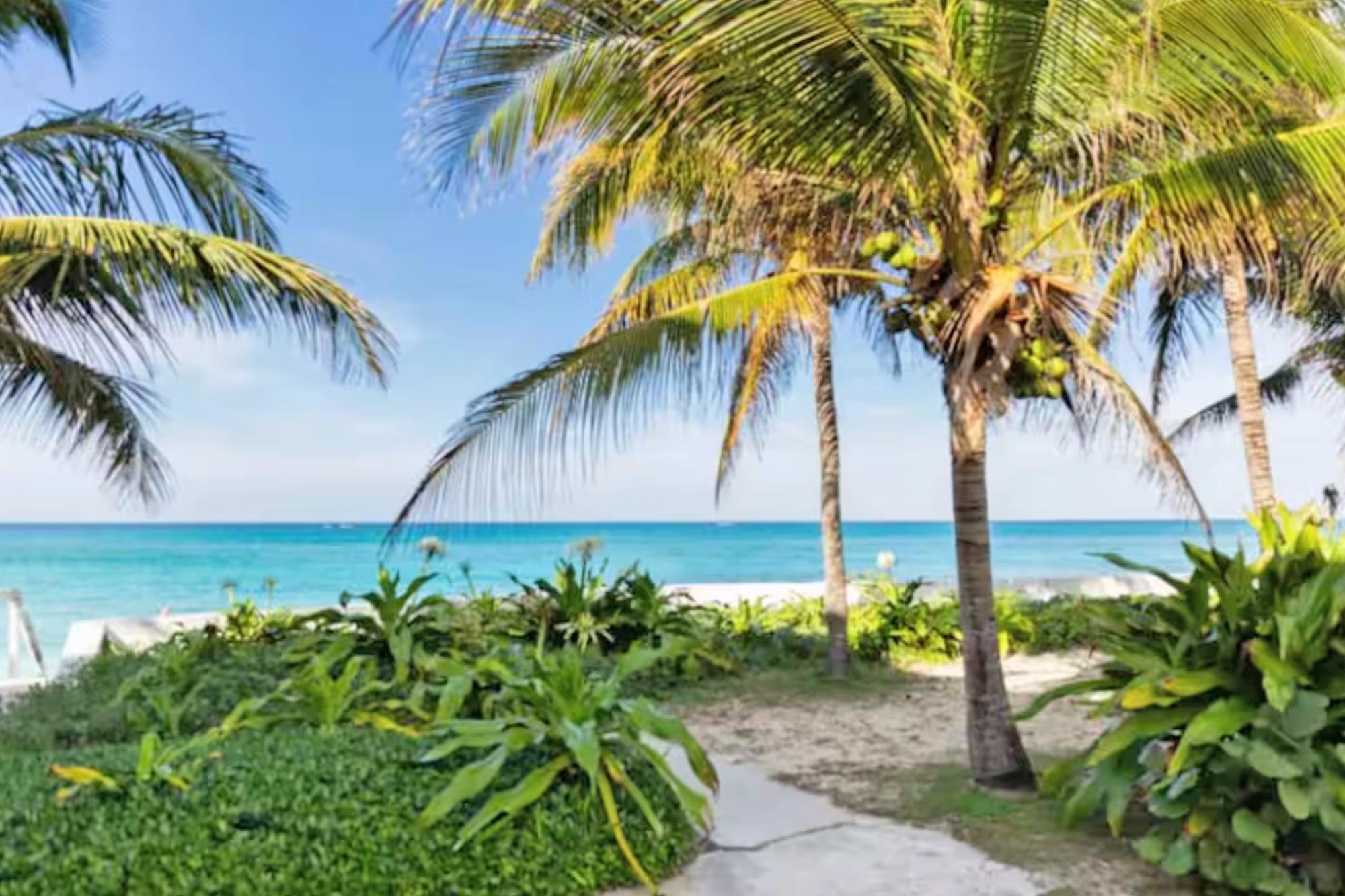 /listing-condo-in-love-beach-78088.html from Coldwell Banker Bahamas Real Estate
