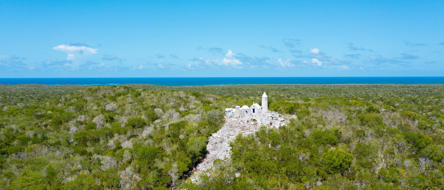 /listing-lots-acreage-in-smiths-bay-78162.html from Coldwell Banker Bahamas Real Estate