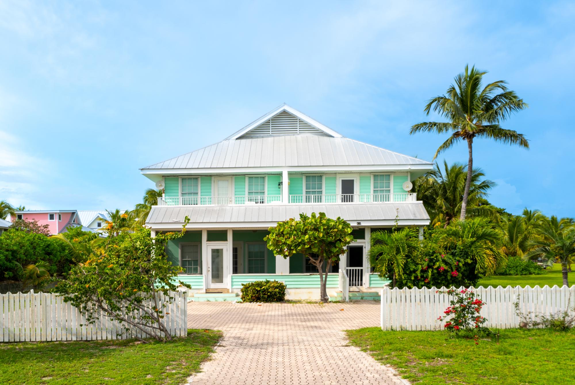 /listing-half-duplex-in-chub-cay-78198.html from Coldwell Banker Bahamas Real Estate