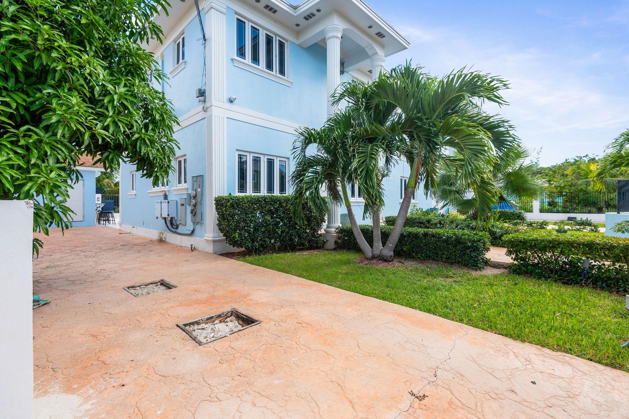 /listing-condo-in-west-bay-street-78430.html from Coldwell Banker Bahamas Real Estate