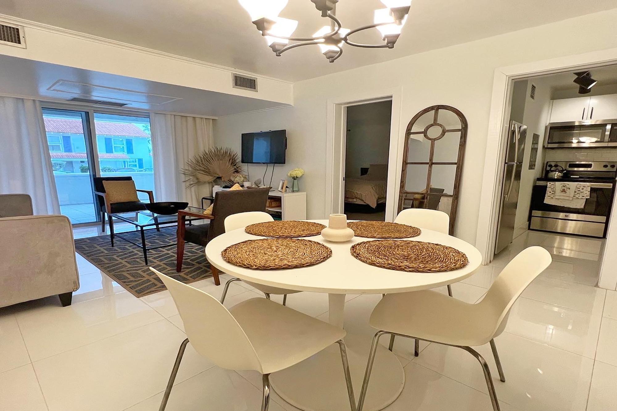 /listing-condo-in-cable-beach-78691.html from Coldwell Banker Bahamas Real Estate