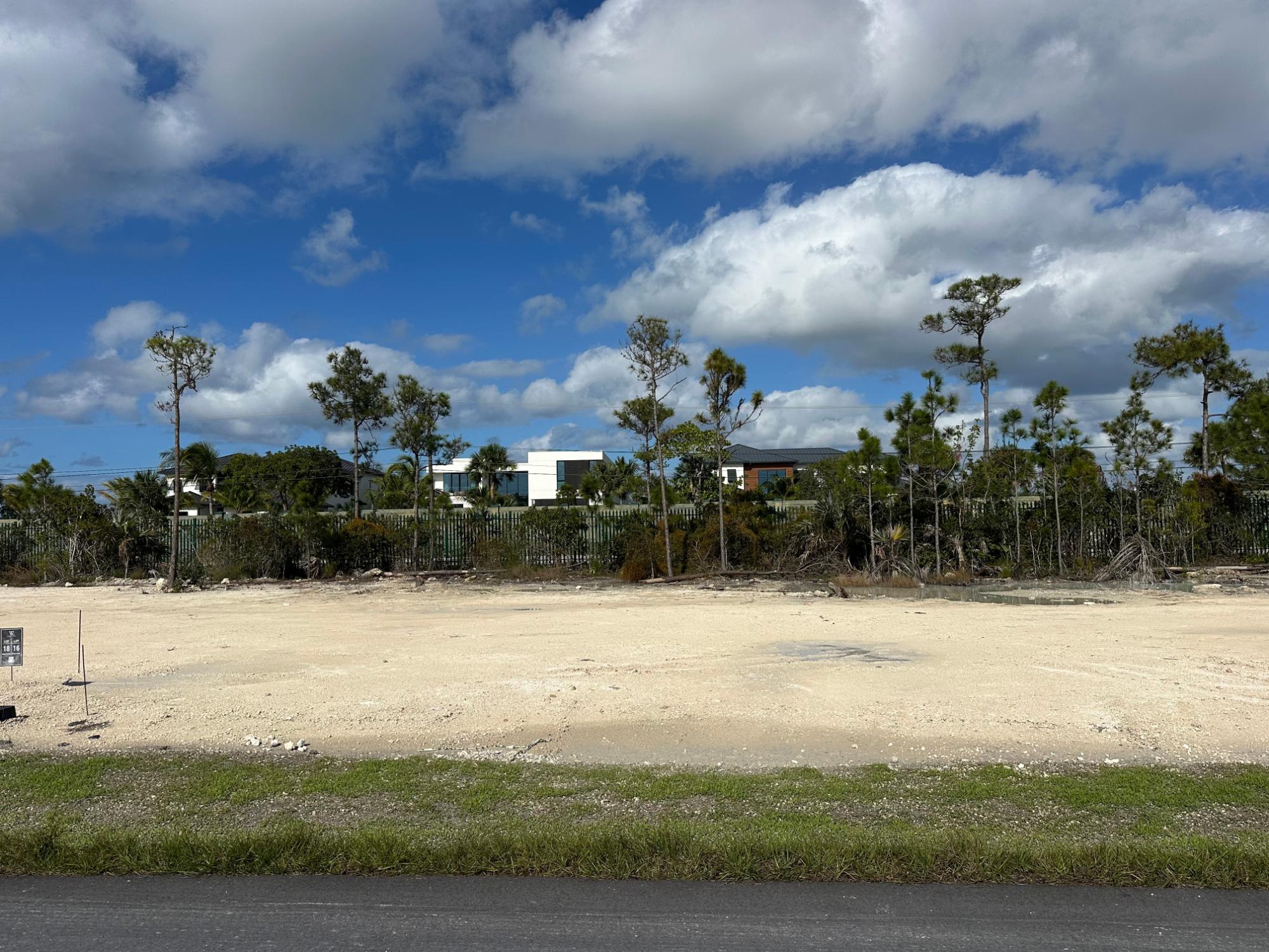 /listing-lots-acreage-in-adelaide-78638.html from Coldwell Banker Bahamas Real Estate