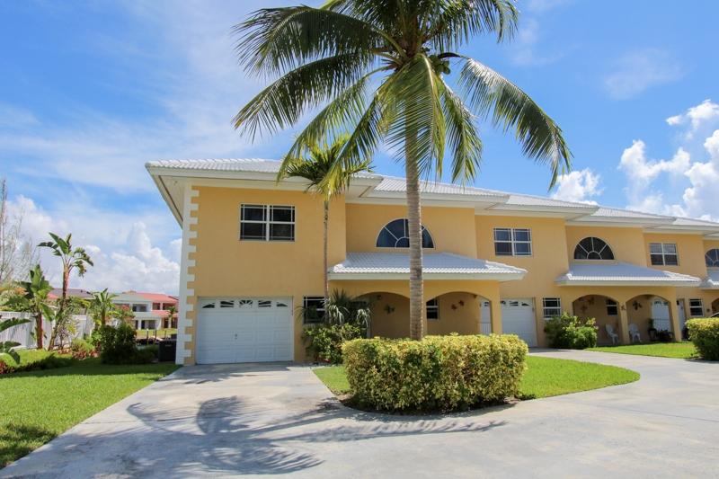 /listing-condo-in-bell-channel-78678.html from Coldwell Banker Bahamas Real Estate
