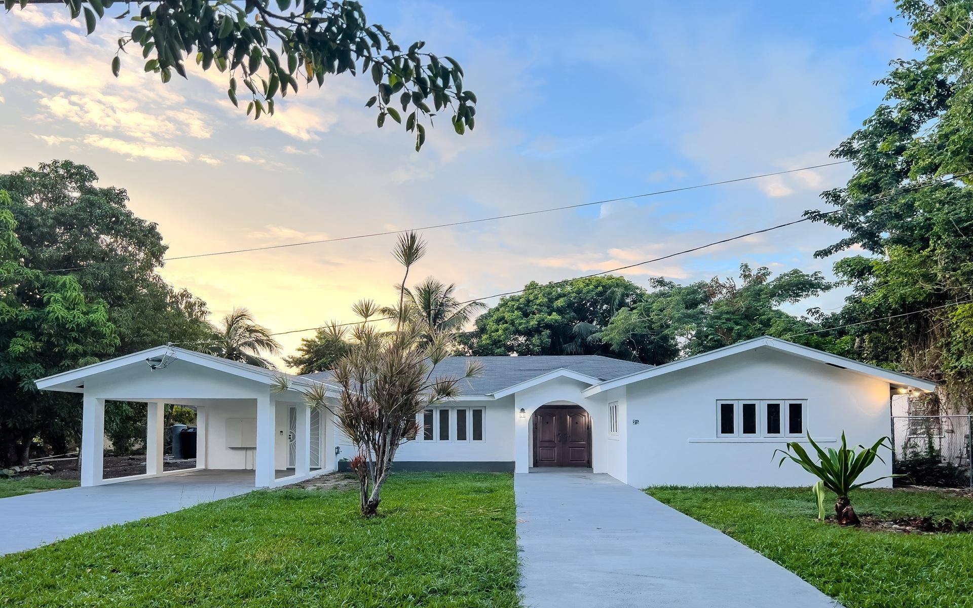 /listing-single-family-home-in-yamacraw-78713.html from Coldwell Banker Bahamas Real Estate