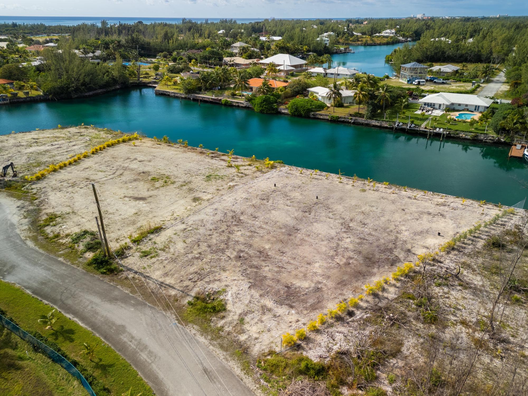 /listing-lots-acreage-in-fortune-bay-78746.html from Coldwell Banker Bahamas Real Estate