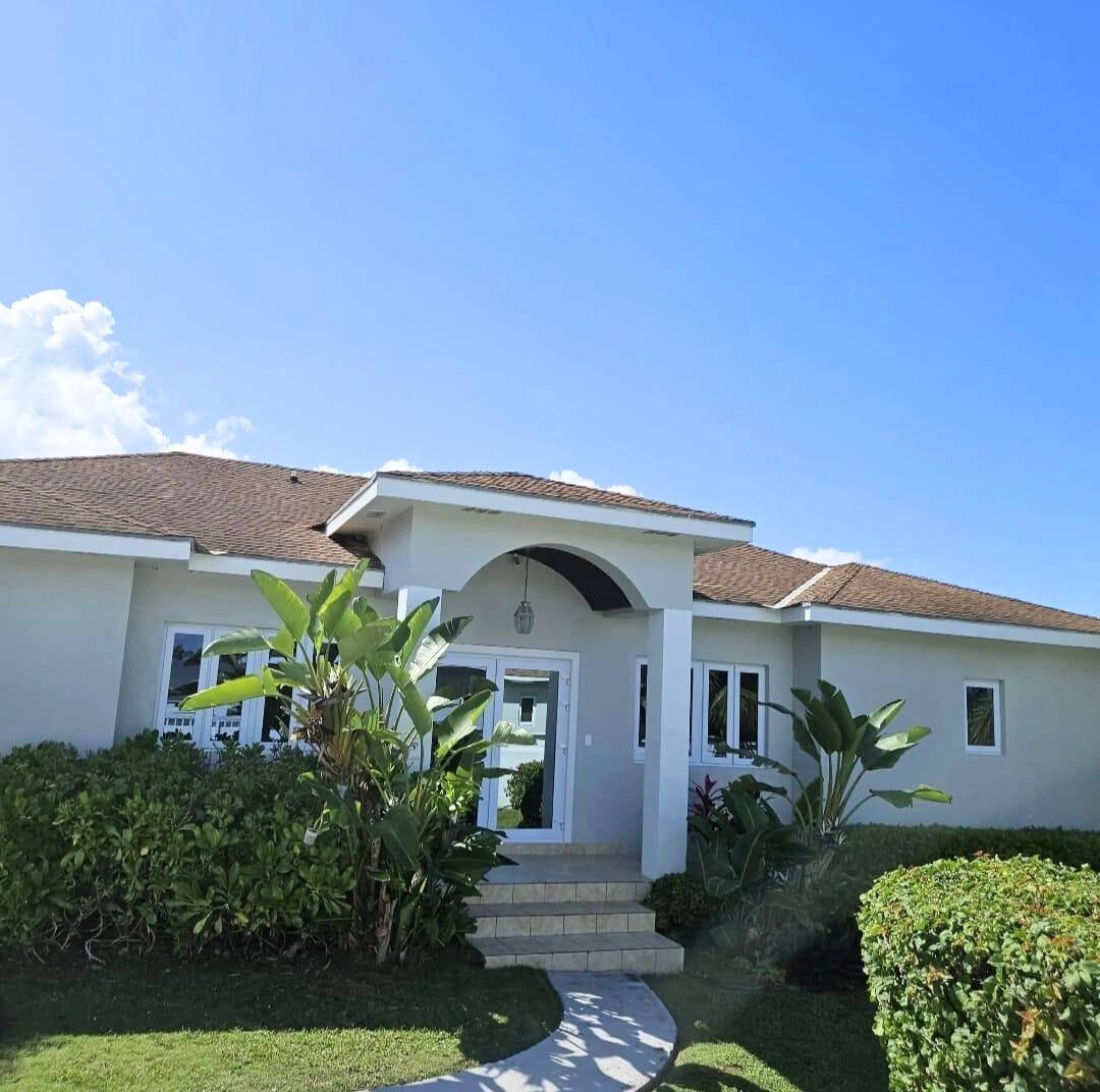 /listing-single-family-home-in-south-ocean-78794.html from Coldwell Banker Bahamas Real Estate