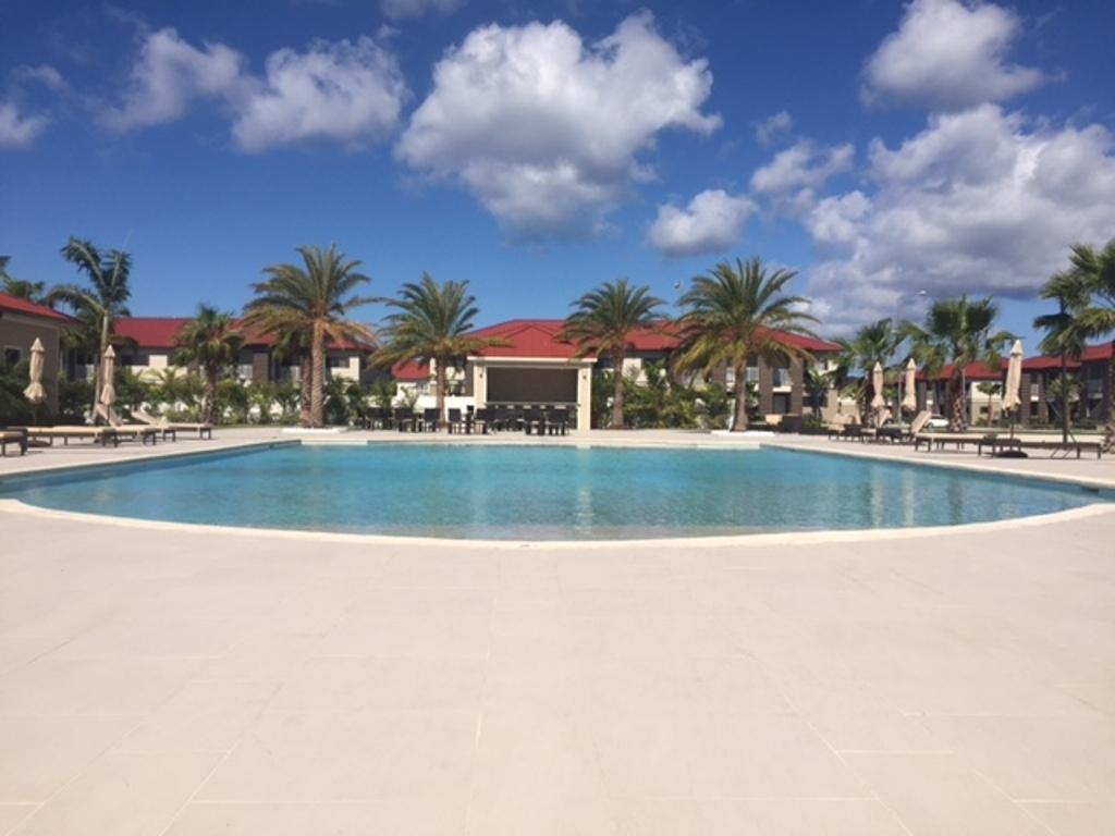 /listing-condo-in-venetian-west-79152.html from Coldwell Banker Bahamas Real Estate