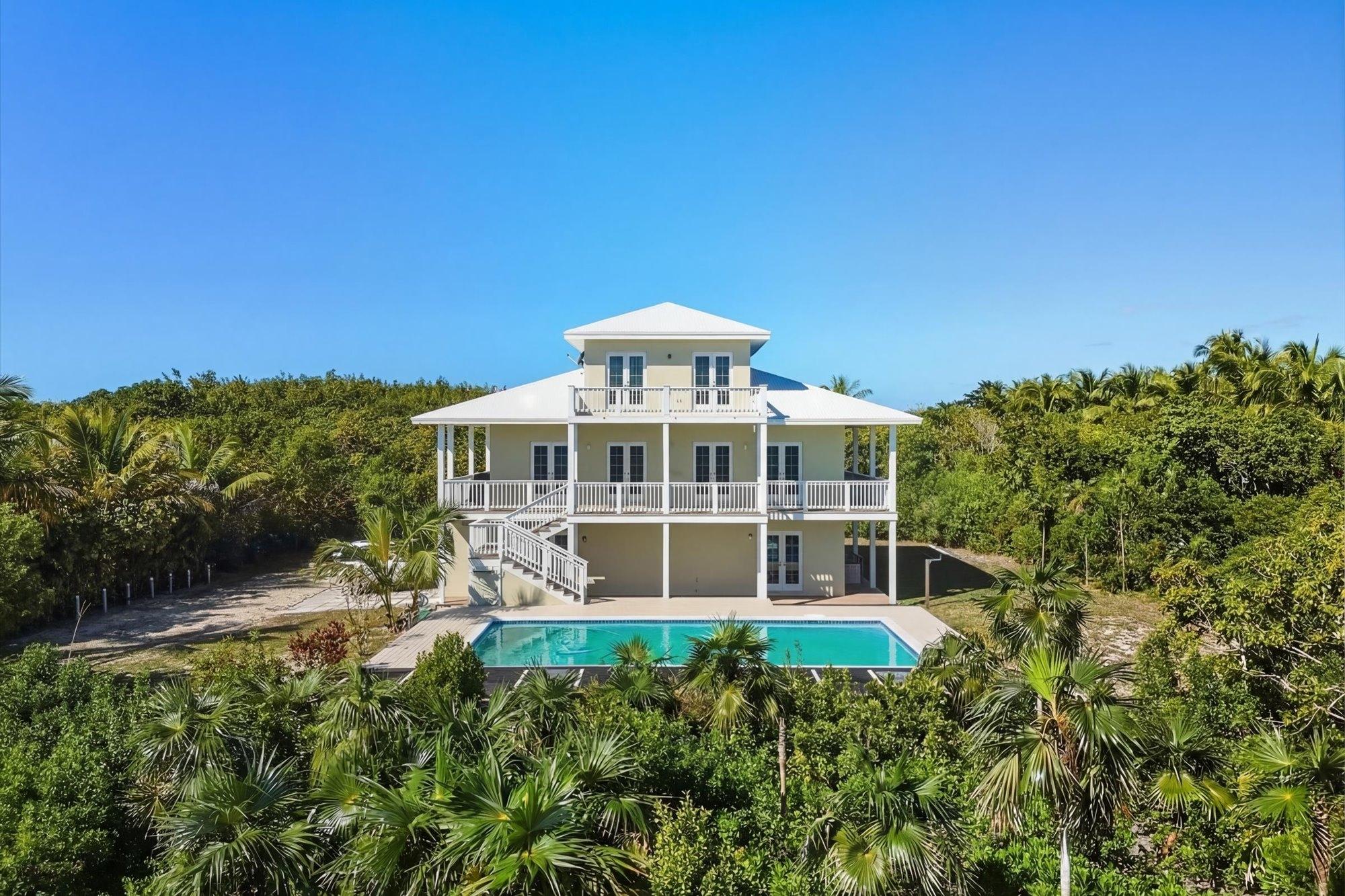 /listing-single-family-home-in-bahama-palm-shores-79391.html from Coldwell Banker Bahamas Real Estate