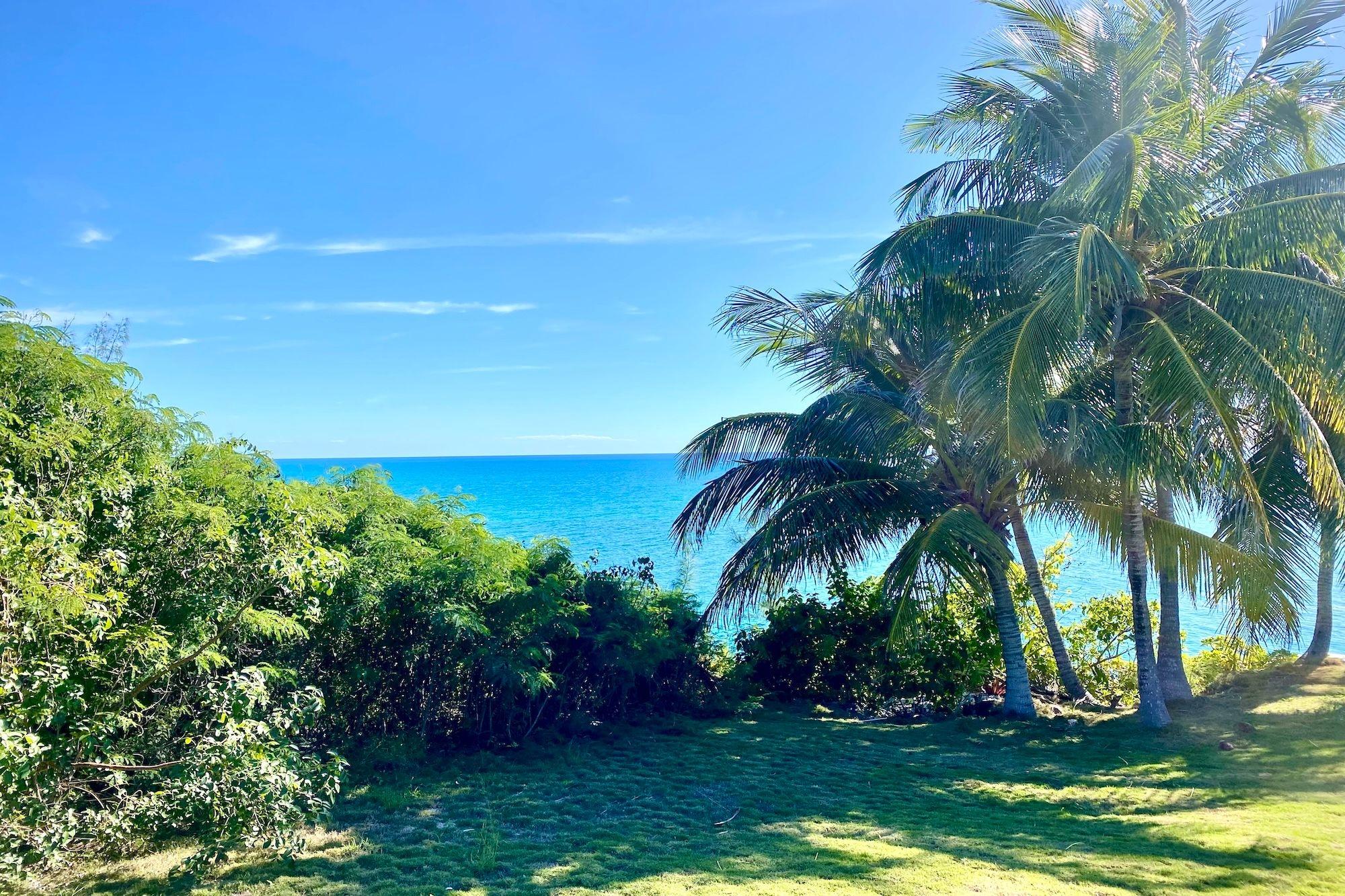 /listing-lots-acreage-in-rainbow-bay-79533.html from Coldwell Banker Bahamas Real Estate