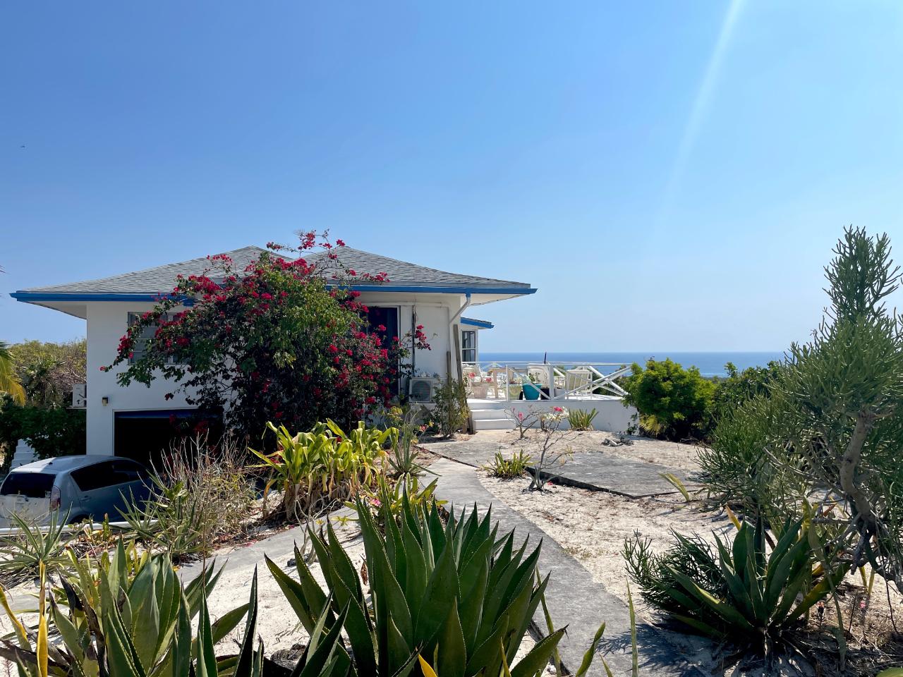 /listing-single-family-home-in-stella-maris-79565.html from Coldwell Banker Bahamas Real Estate