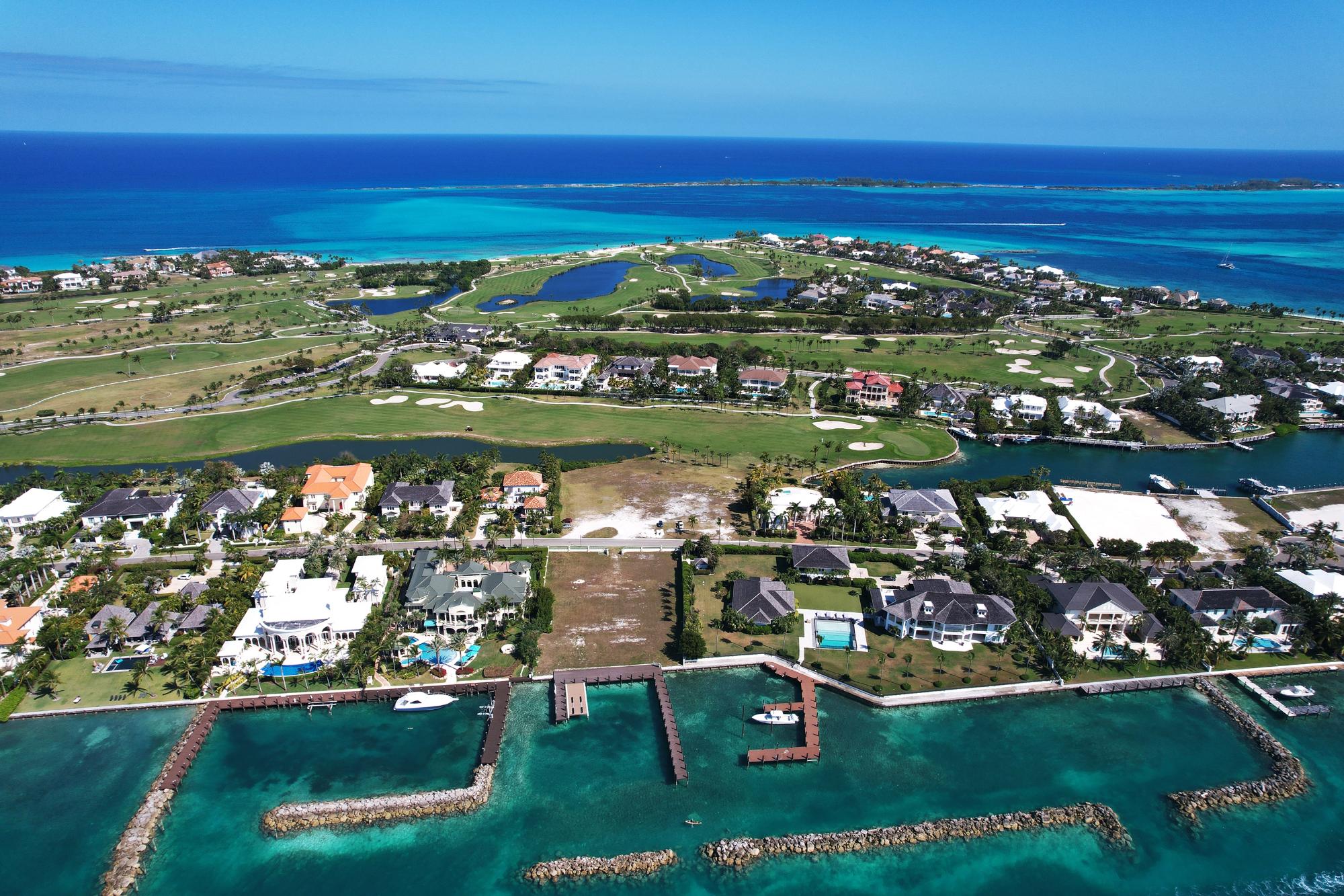 /listing-lots-acreage-in-paradise-island-79862.html from Coldwell Banker Bahamas Real Estate