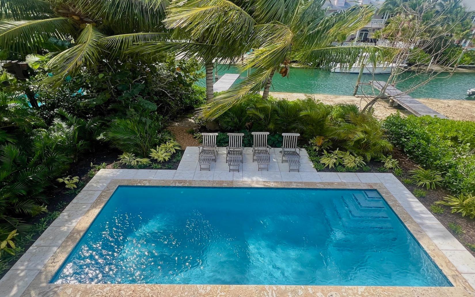 /listing-single-family-home-in-west-bay-street-79977.html from Coldwell Banker Bahamas Real Estate