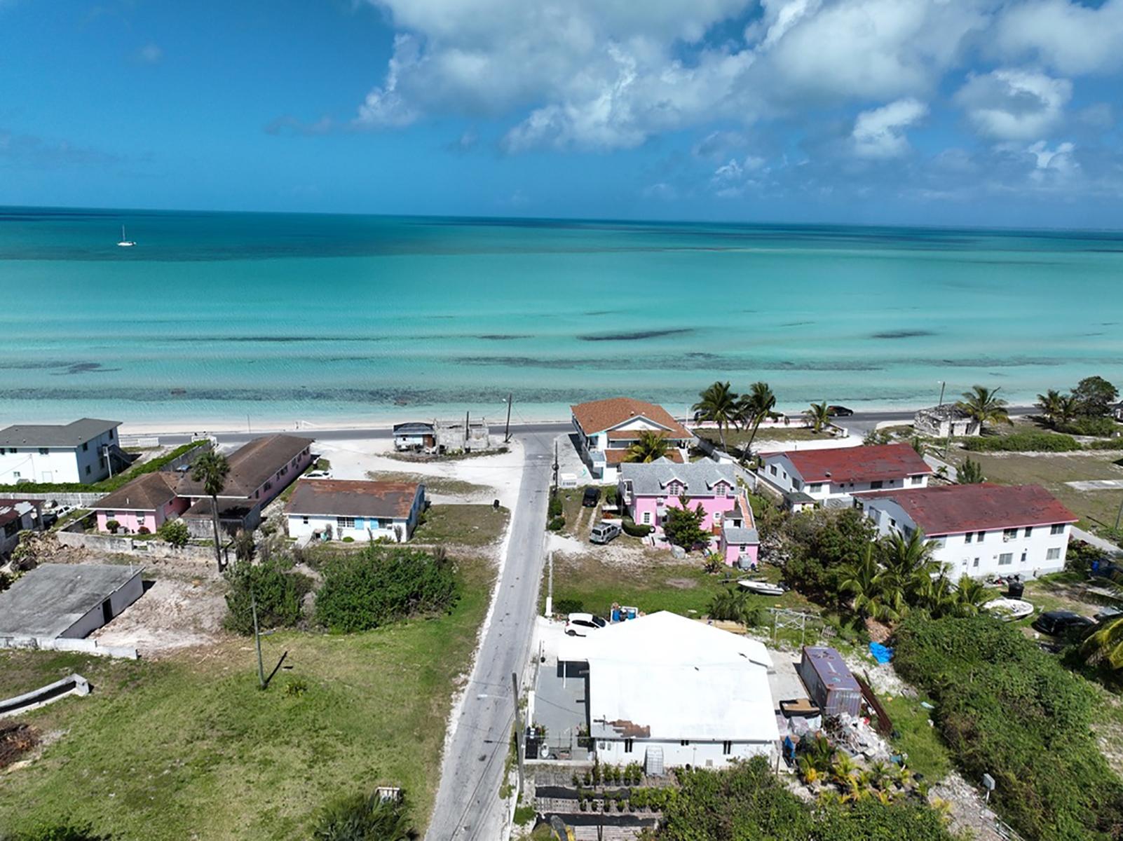 /listing-single-family-home-in-tarpum-bay-79919.html from Coldwell Banker Bahamas Real Estate