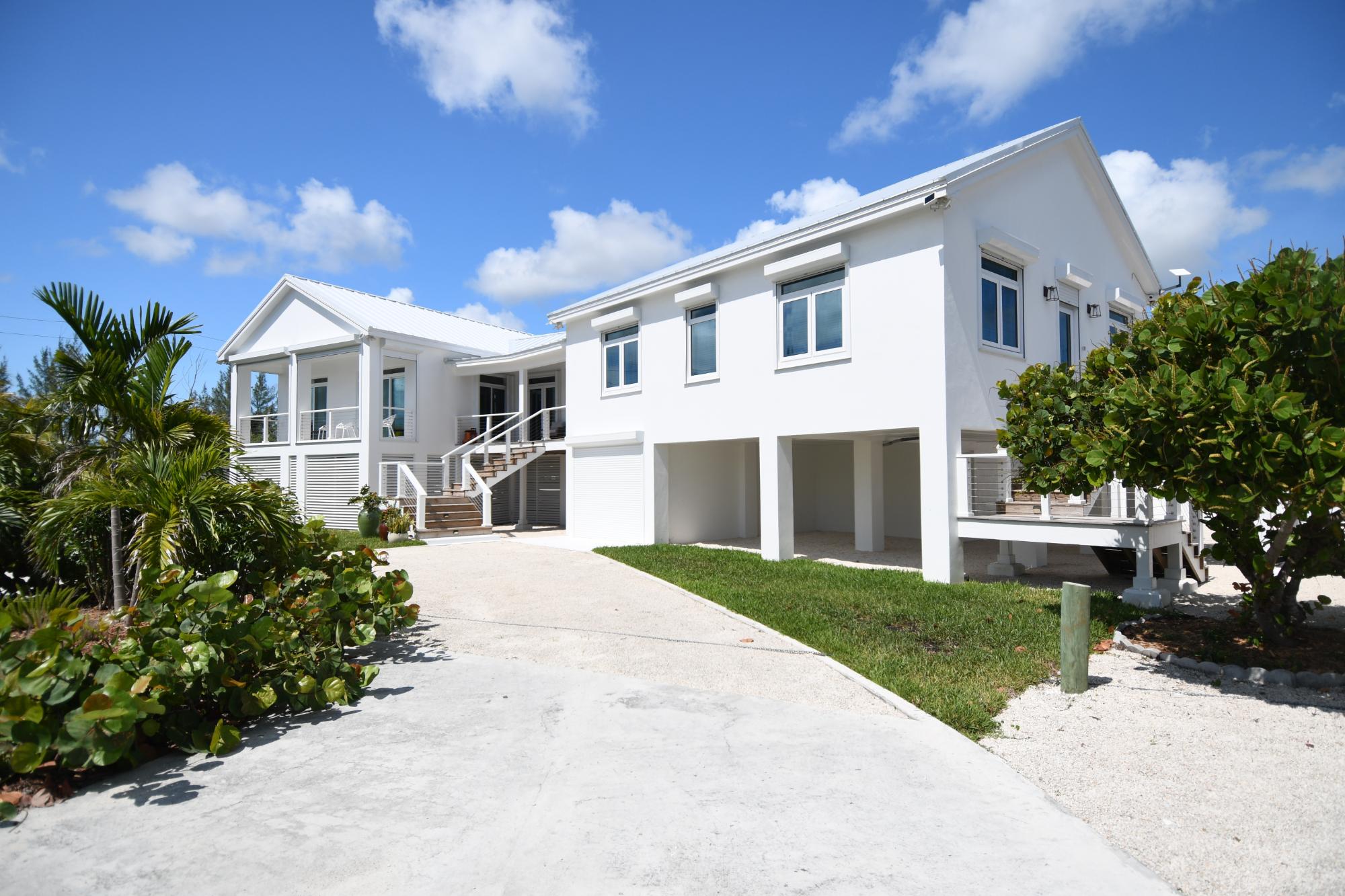 /listing-single-family-home-in-treasure-cay-80074.html from Coldwell Banker Bahamas Real Estate