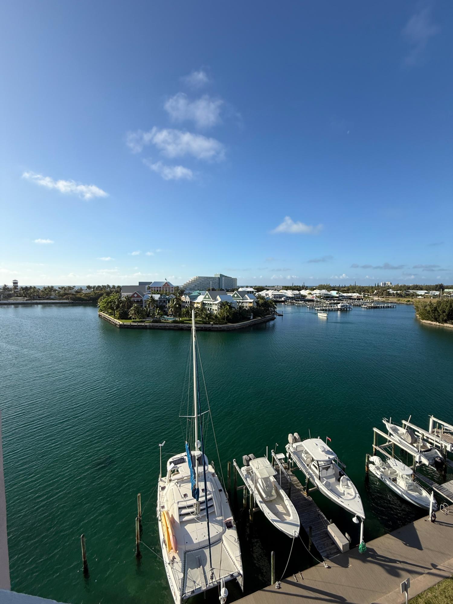 /listing-condo-in-lucaya-80134.html from Coldwell Banker Bahamas Real Estate