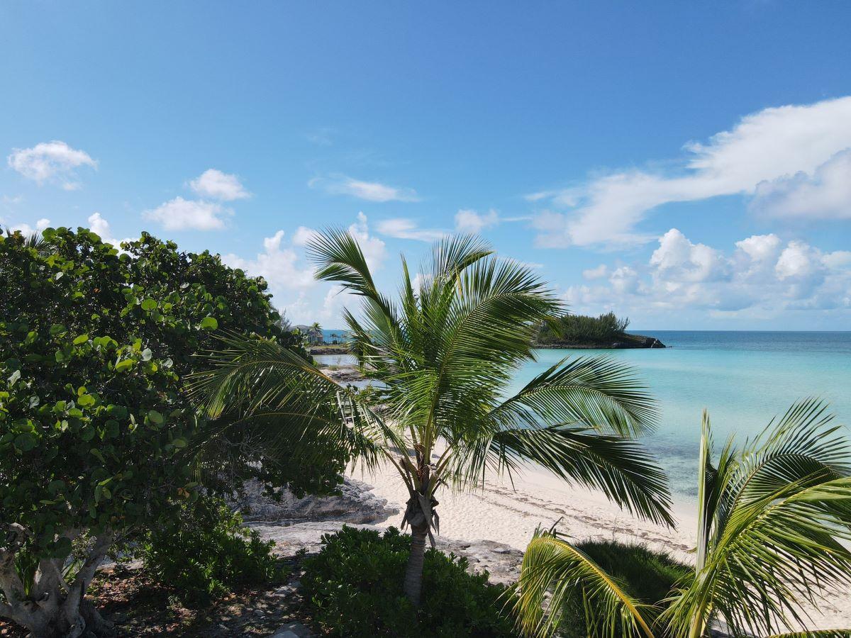 /listing-lots-acreage-in-rainbow-bay-80140.html from Coldwell Banker Bahamas Real Estate