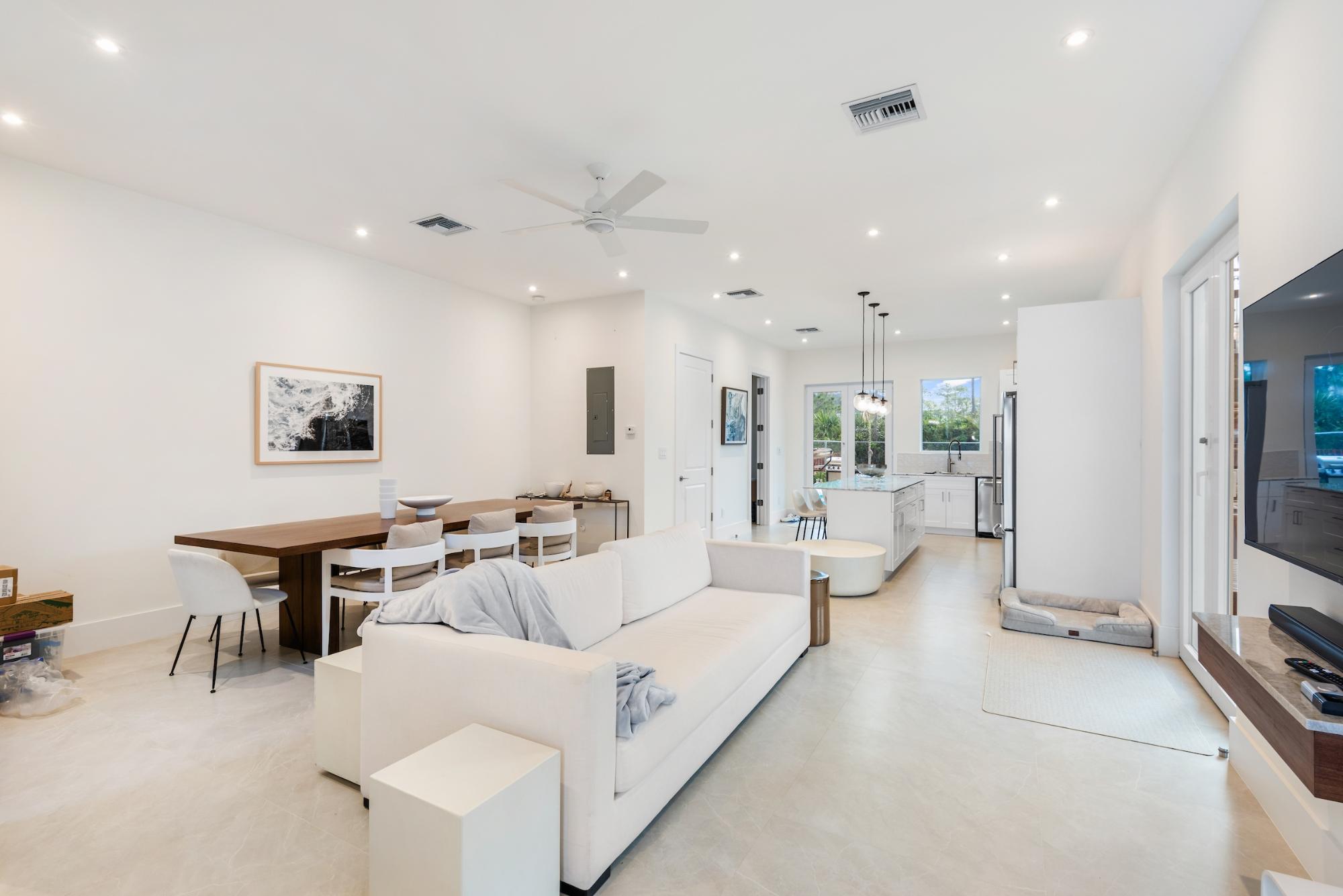 /listing-condo-in-south-ocean-80196.html from Coldwell Banker Bahamas Real Estate