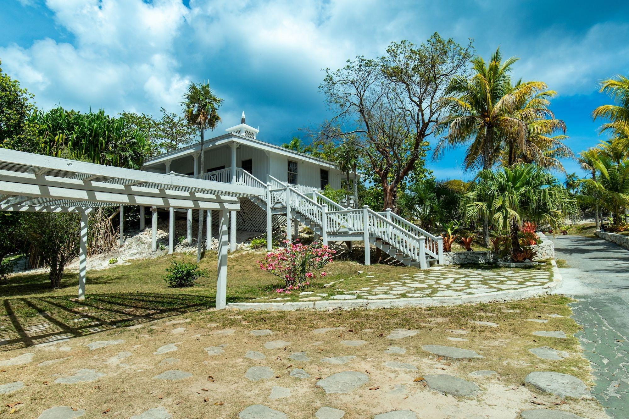 /listing-single-family-home-in-governors-harbour-80224.html from Coldwell Banker Bahamas Real Estate