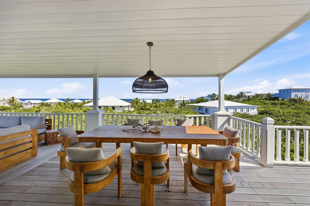 /listing-single-family-home-in-elbow-cay-hope-town-80350.html from Coldwell Banker Bahamas Real Estate