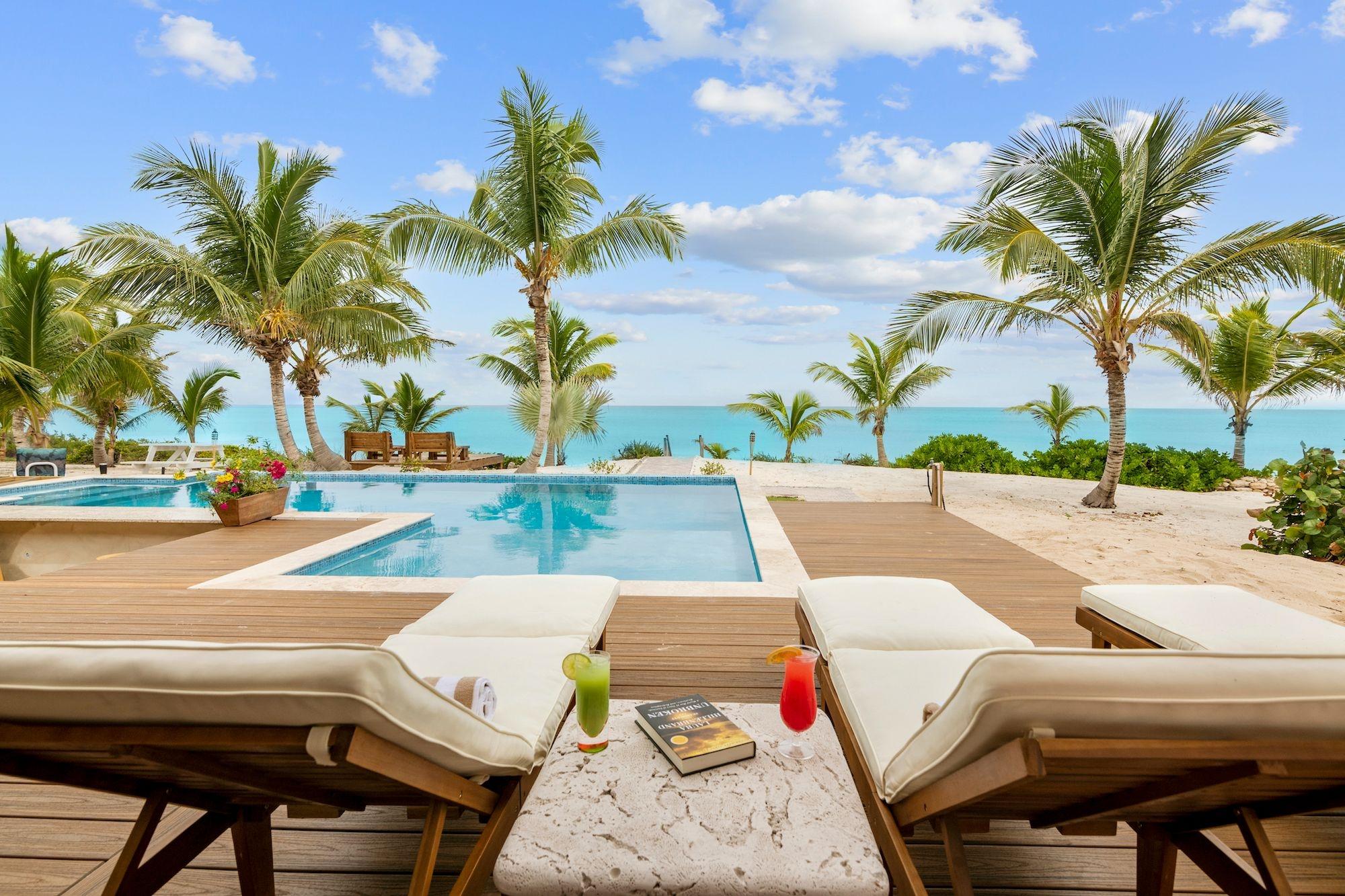 /listing-single-family-home-in-farmers-hill-80410.html from Coldwell Banker Bahamas Real Estate