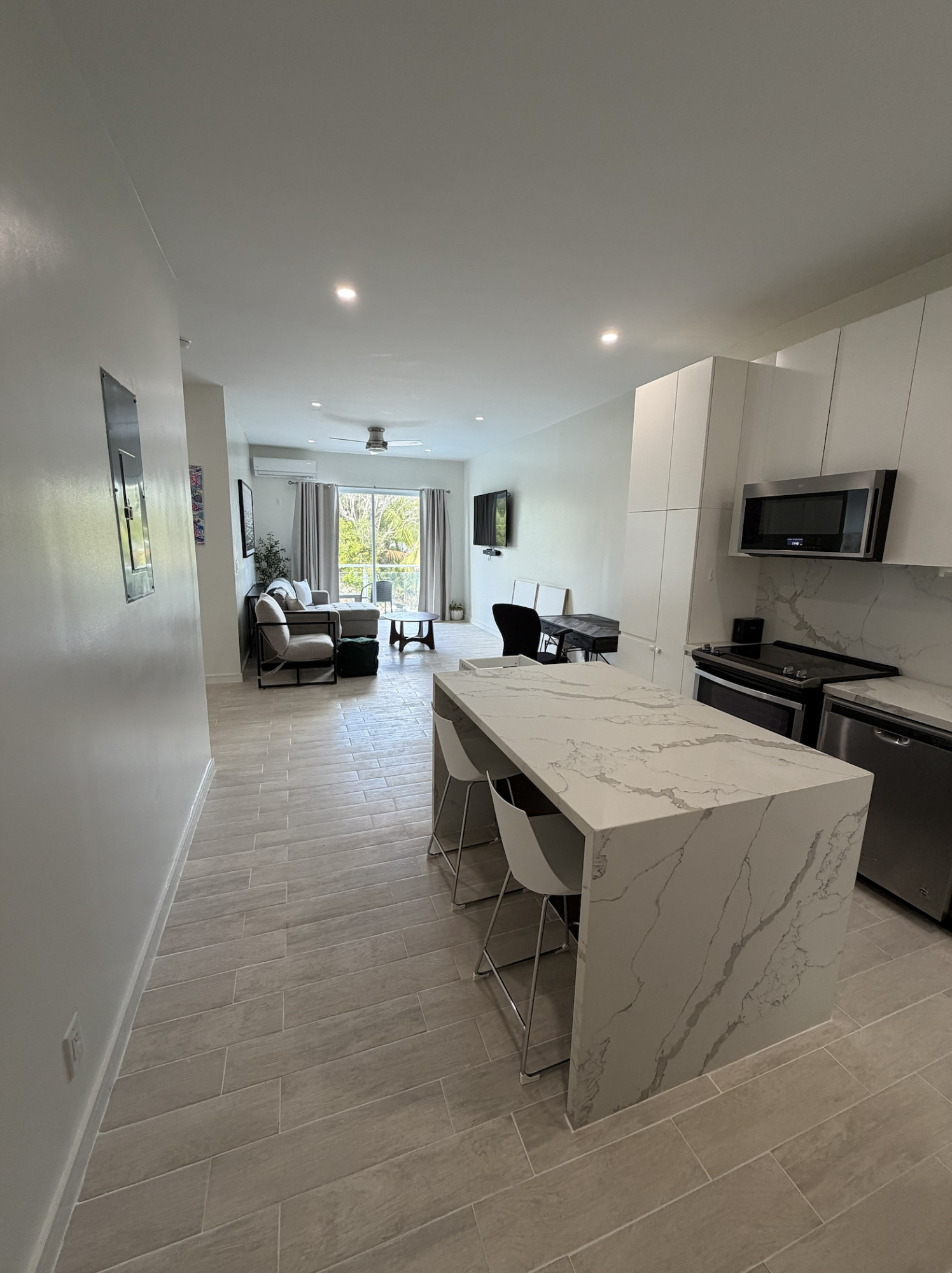 /listing-condo-in-west-bay-street-80432.html from Coldwell Banker Bahamas Real Estate