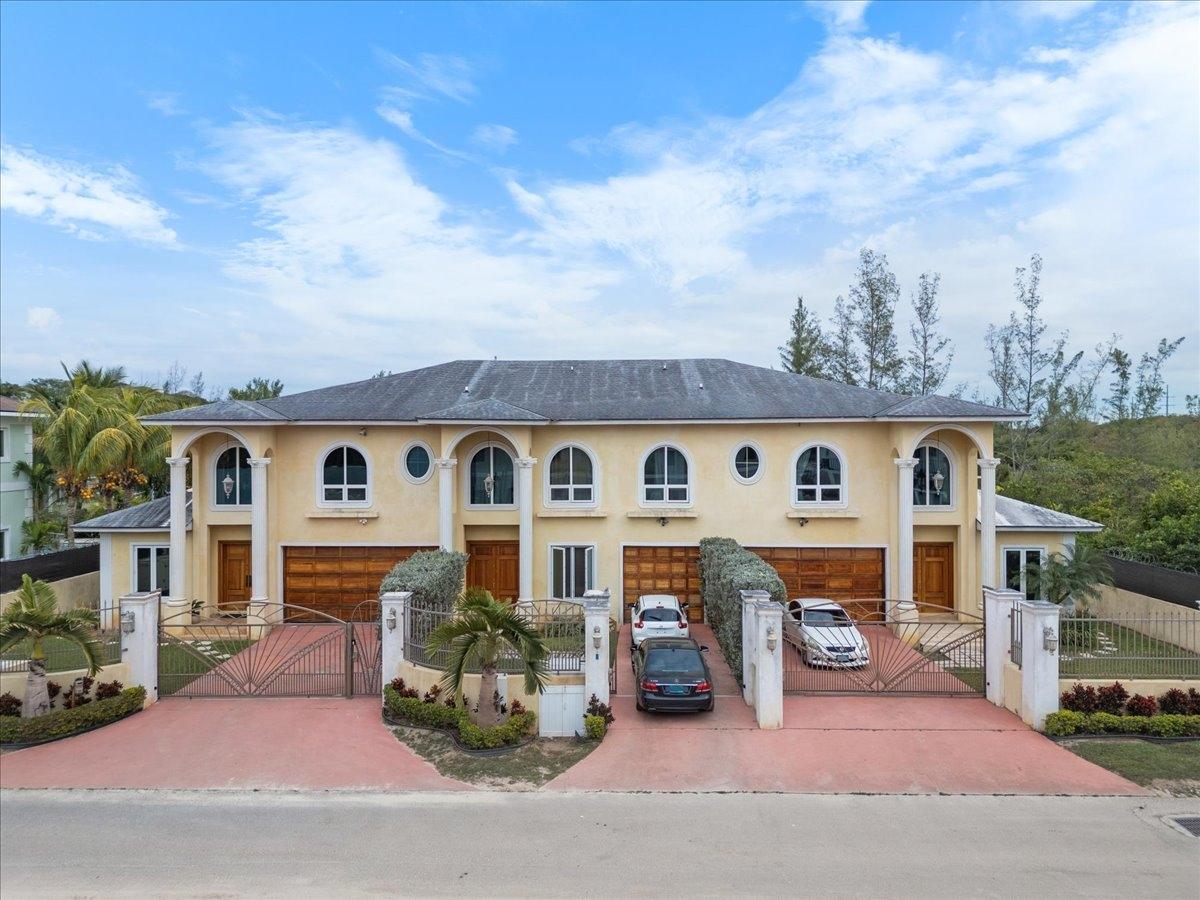 /listing-condo-in-westridge-80498.html from Coldwell Banker Bahamas Real Estate