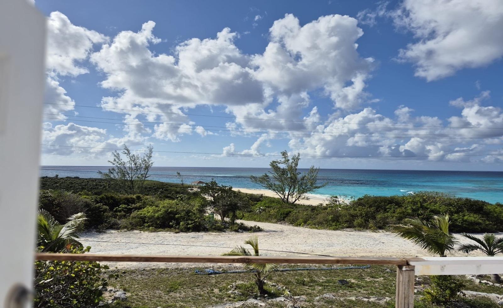 /listing-single-family-home-in-columbus-landings-80610.html from Coldwell Banker Bahamas Real Estate