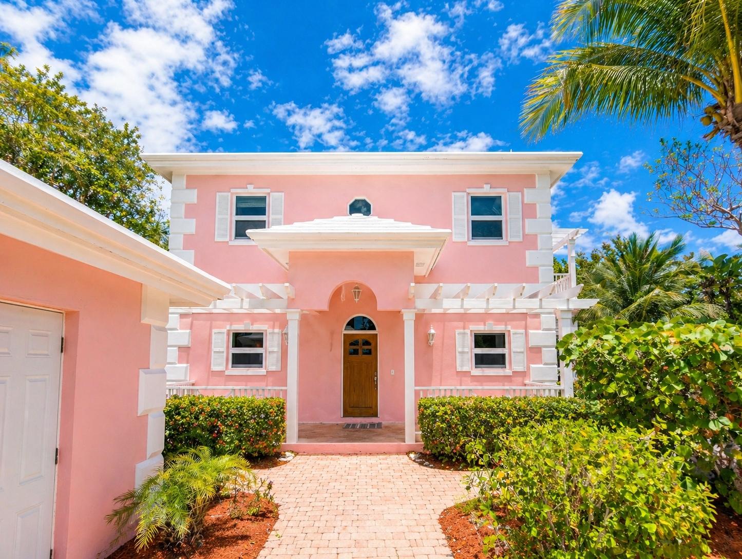 /listing-single-family-home-in-michaelson-80712.html from Coldwell Banker Bahamas Real Estate