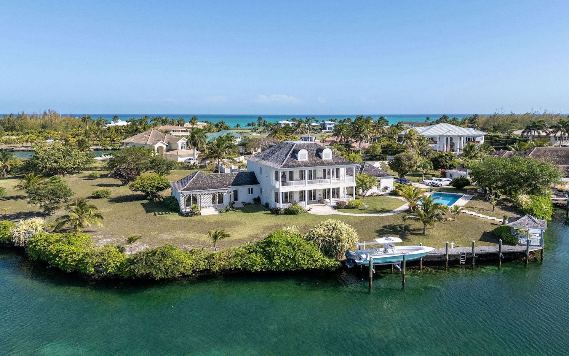/listing-single-family-home-in-fortune-bay-80758.html from Coldwell Banker Bahamas Real Estate