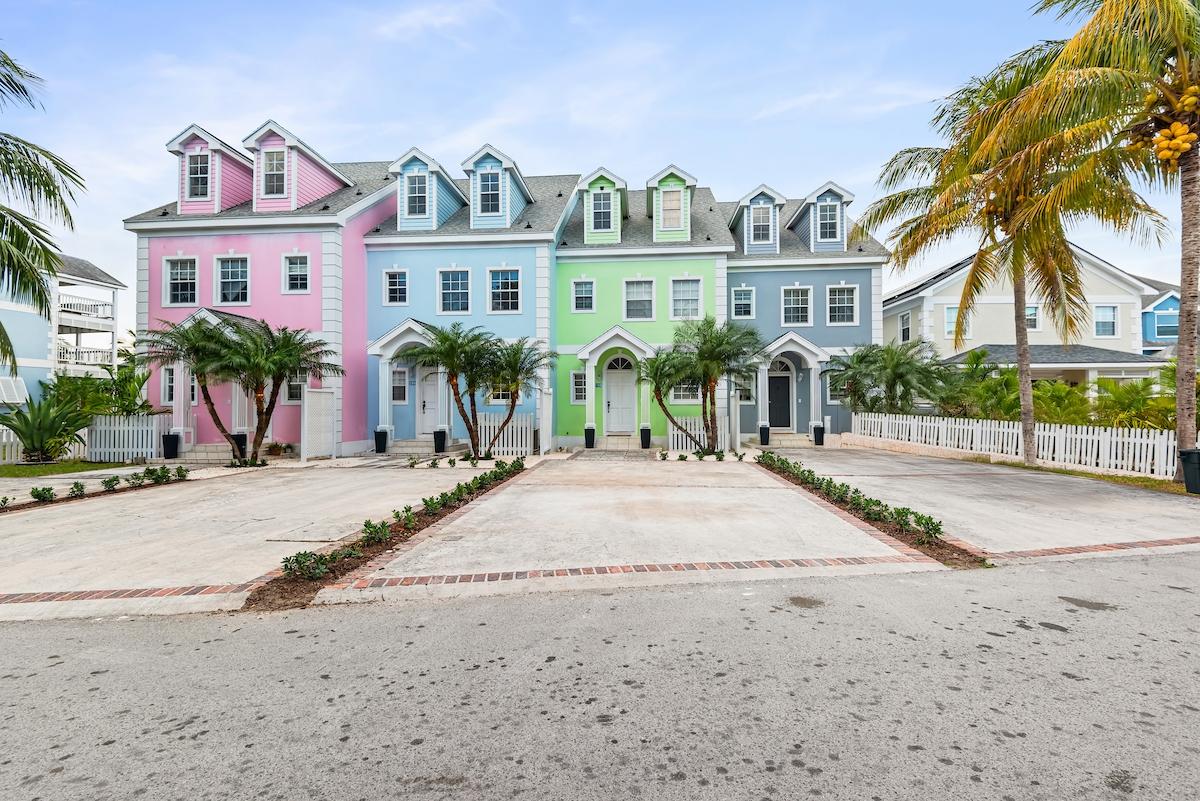 /listing-condo-in-west-bay-street-80802.html from Coldwell Banker Bahamas Real Estate