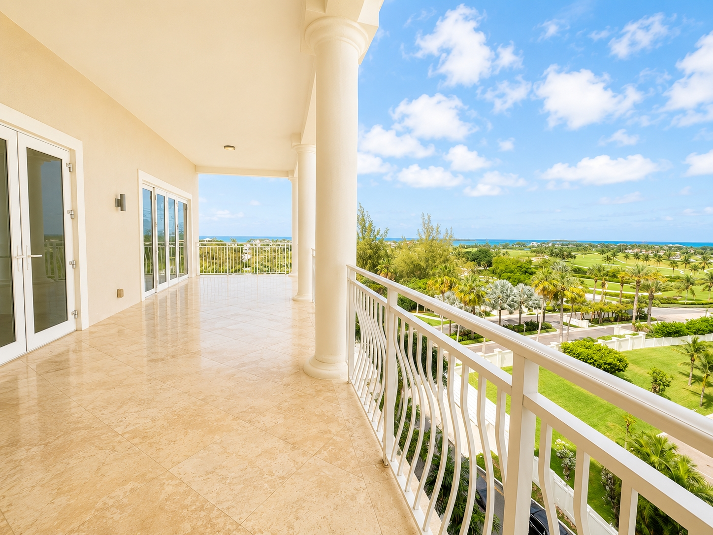 /listing-condo-in-paradise-island-80810.html from Coldwell Banker Bahamas Real Estate