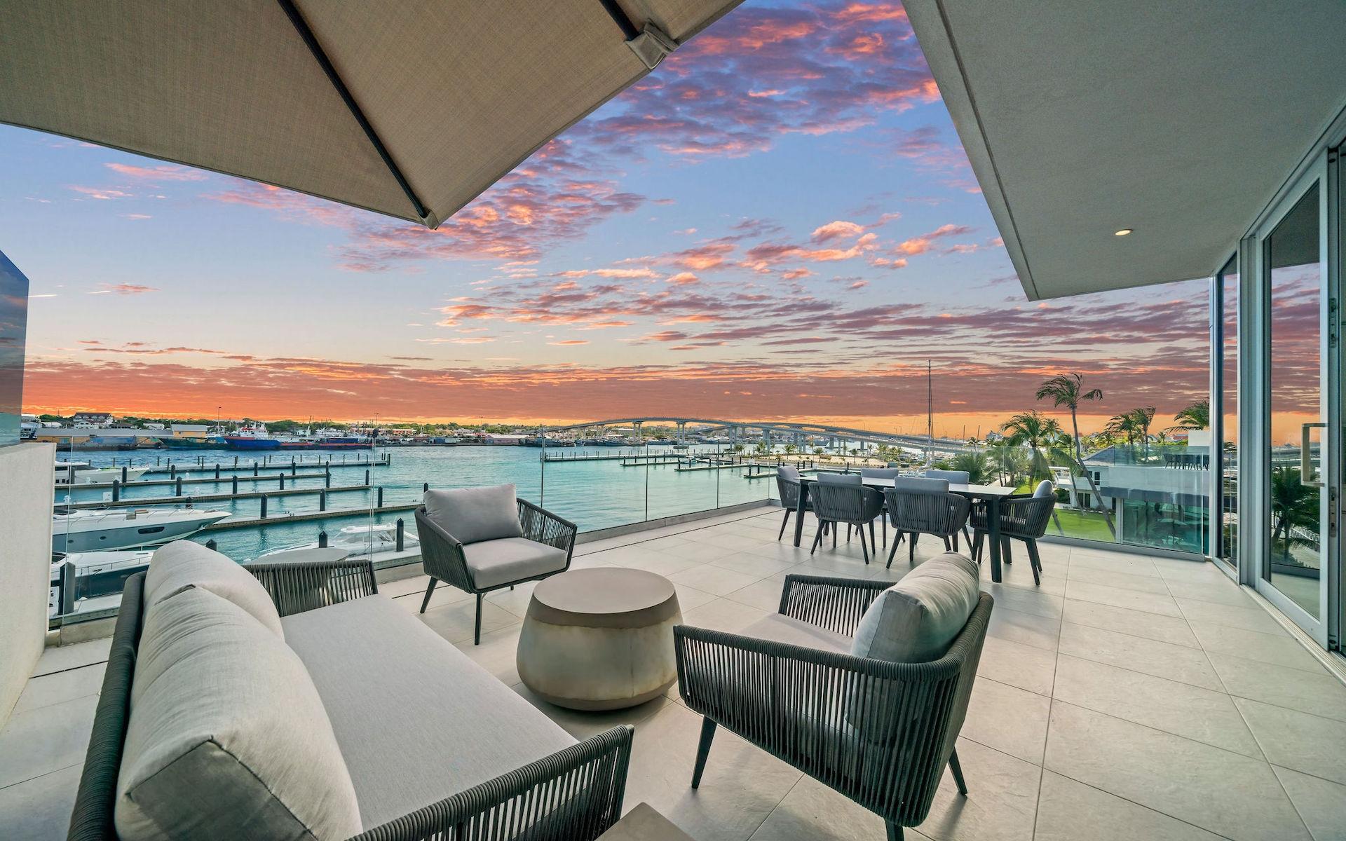 /listing-condo-in-paradise-island-80928.html from Coldwell Banker Bahamas Real Estate