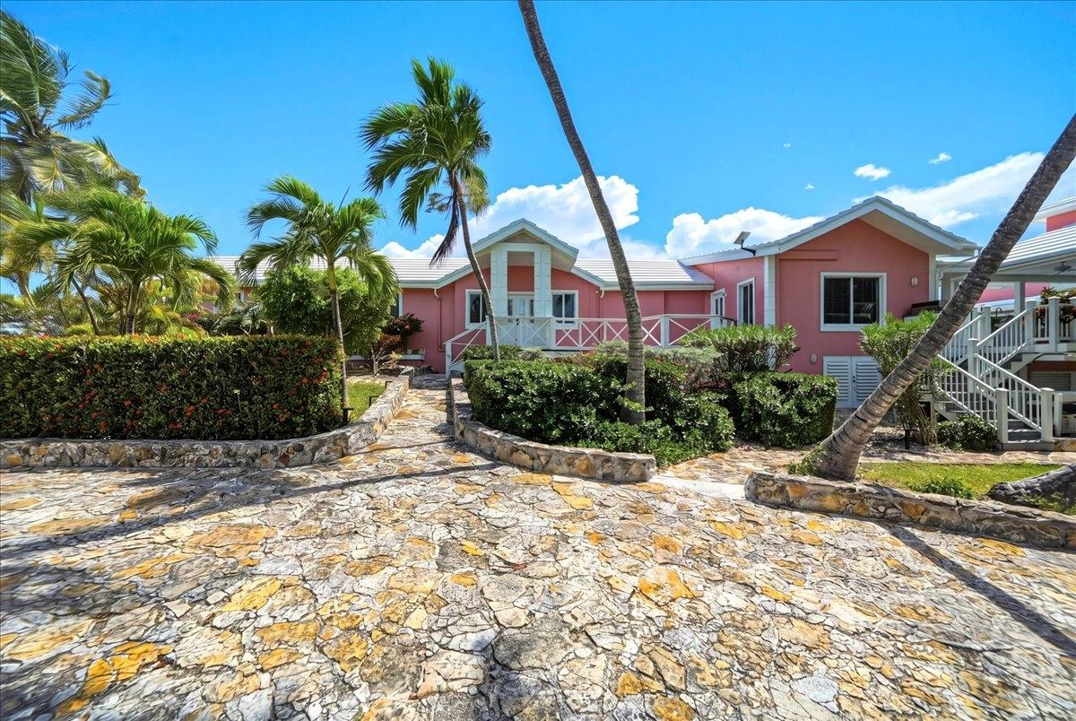 /listing-single-family-home-in-moss-town-80994.html from Coldwell Banker Bahamas Real Estate