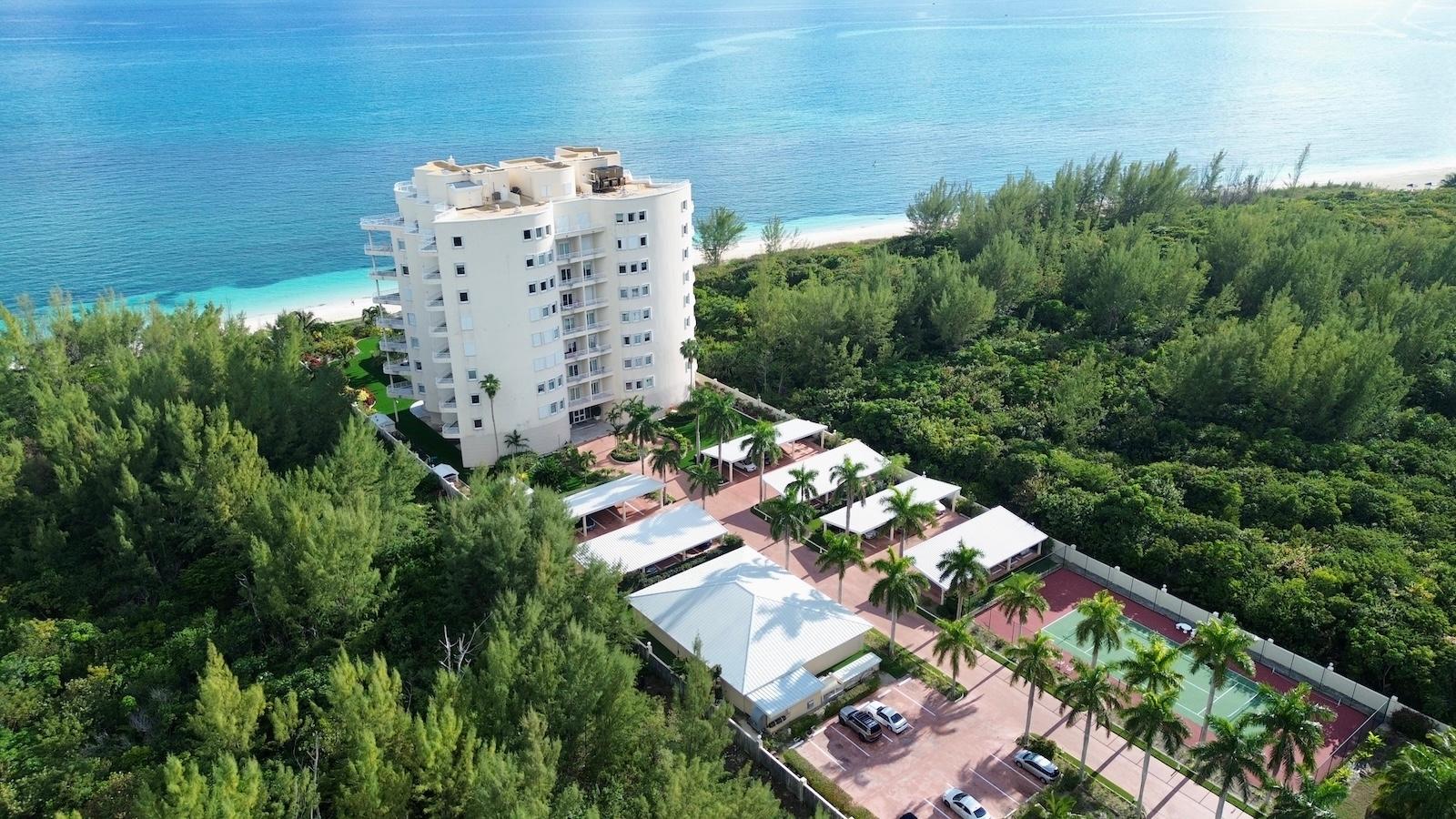 /listing-condo-in-lucaya-80985.html from Coldwell Banker Bahamas Real Estate