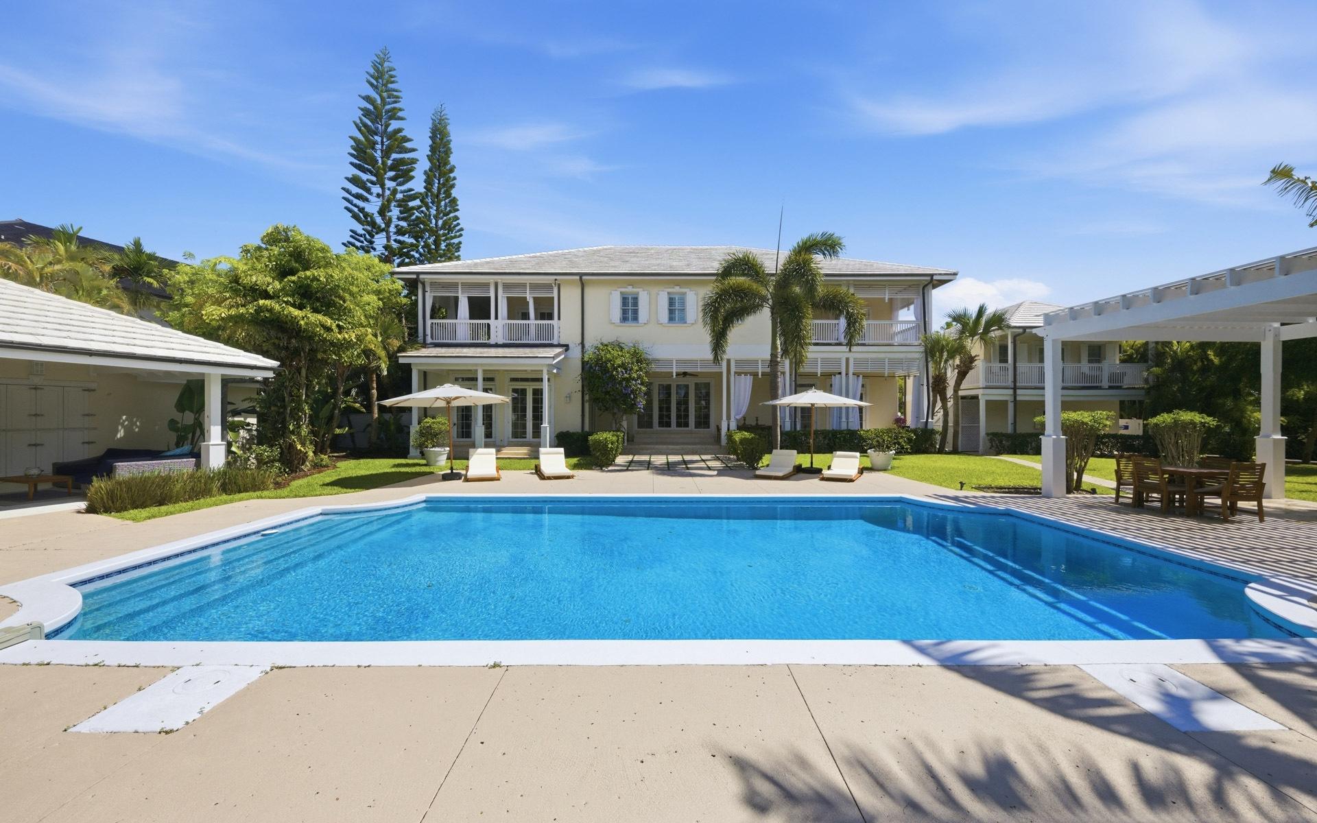 /listing-single-family-home-in-old-fort-bay-81055.html from Coldwell Banker Bahamas Real Estate