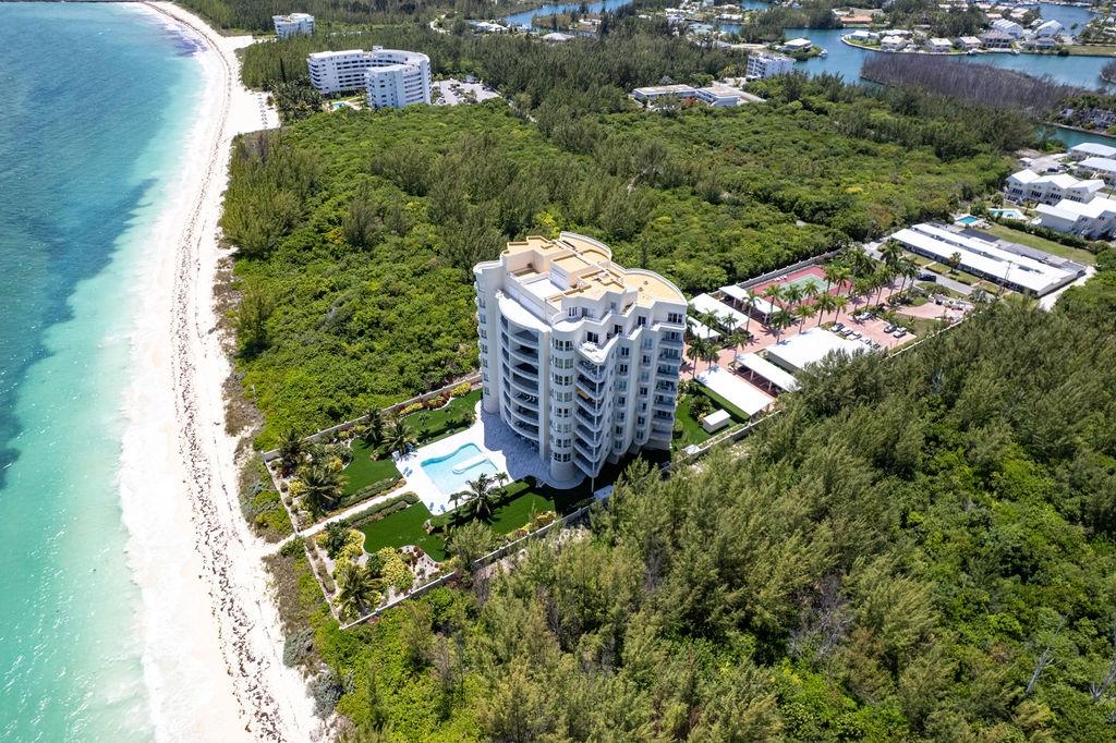 /listing-condo-in-lucaya-81111.html from Coldwell Banker Bahamas Real Estate