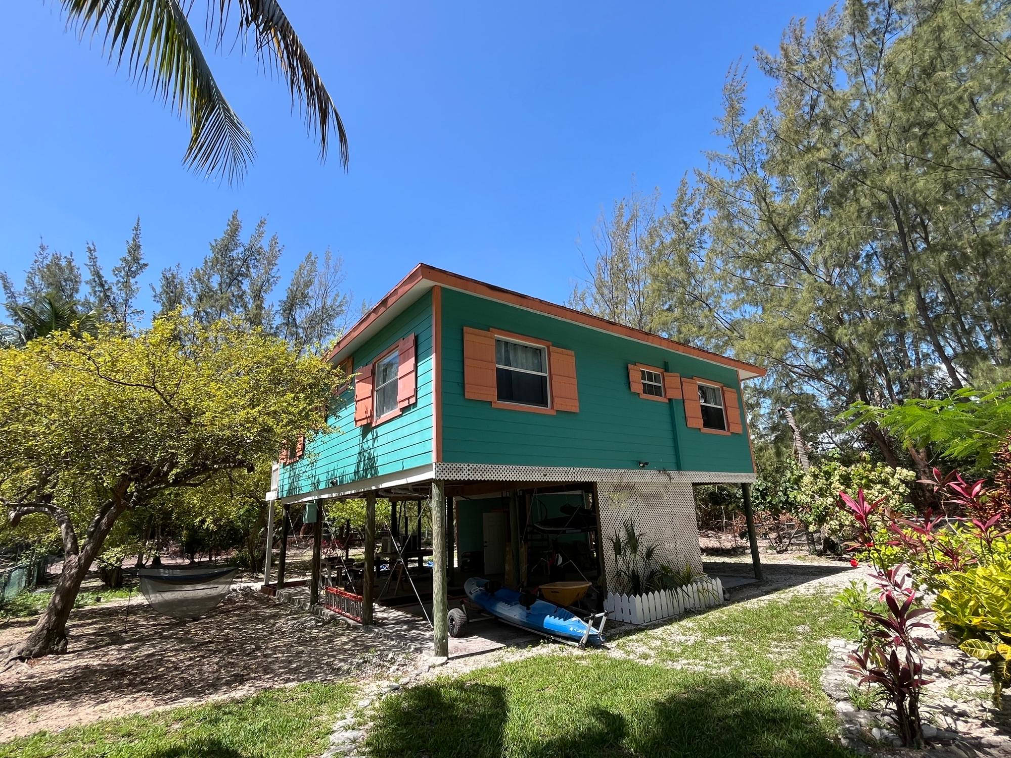 /listing-single-family-home-in-casuarina-point-82020.html from Coldwell Banker Bahamas Real Estate