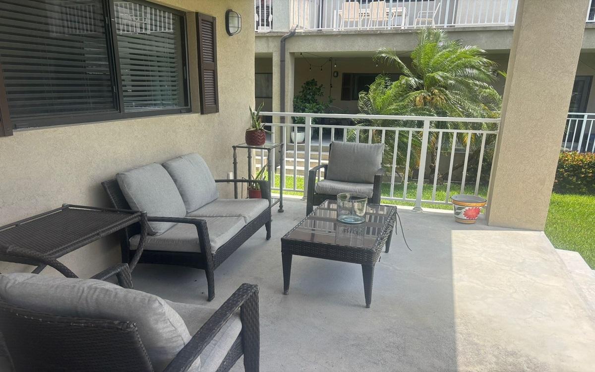 /listing-condo-in-venetian-west-81267.html from Coldwell Banker Bahamas Real Estate