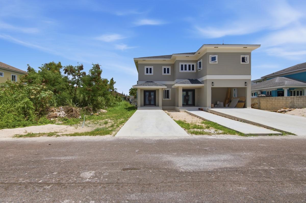 /listing-half-duplex-in-west-bay-street-81482.html from Coldwell Banker Bahamas Real Estate