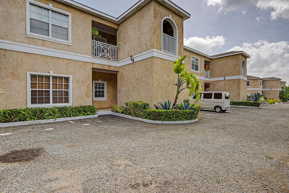 /listing-condo-in-westridge-81563.html from Coldwell Banker Bahamas Real Estate