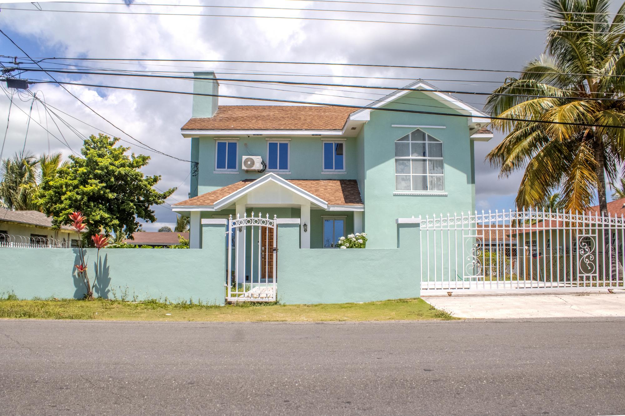 /listing-single-family-home-in-yamacraw-81562.html from Coldwell Banker Bahamas Real Estate